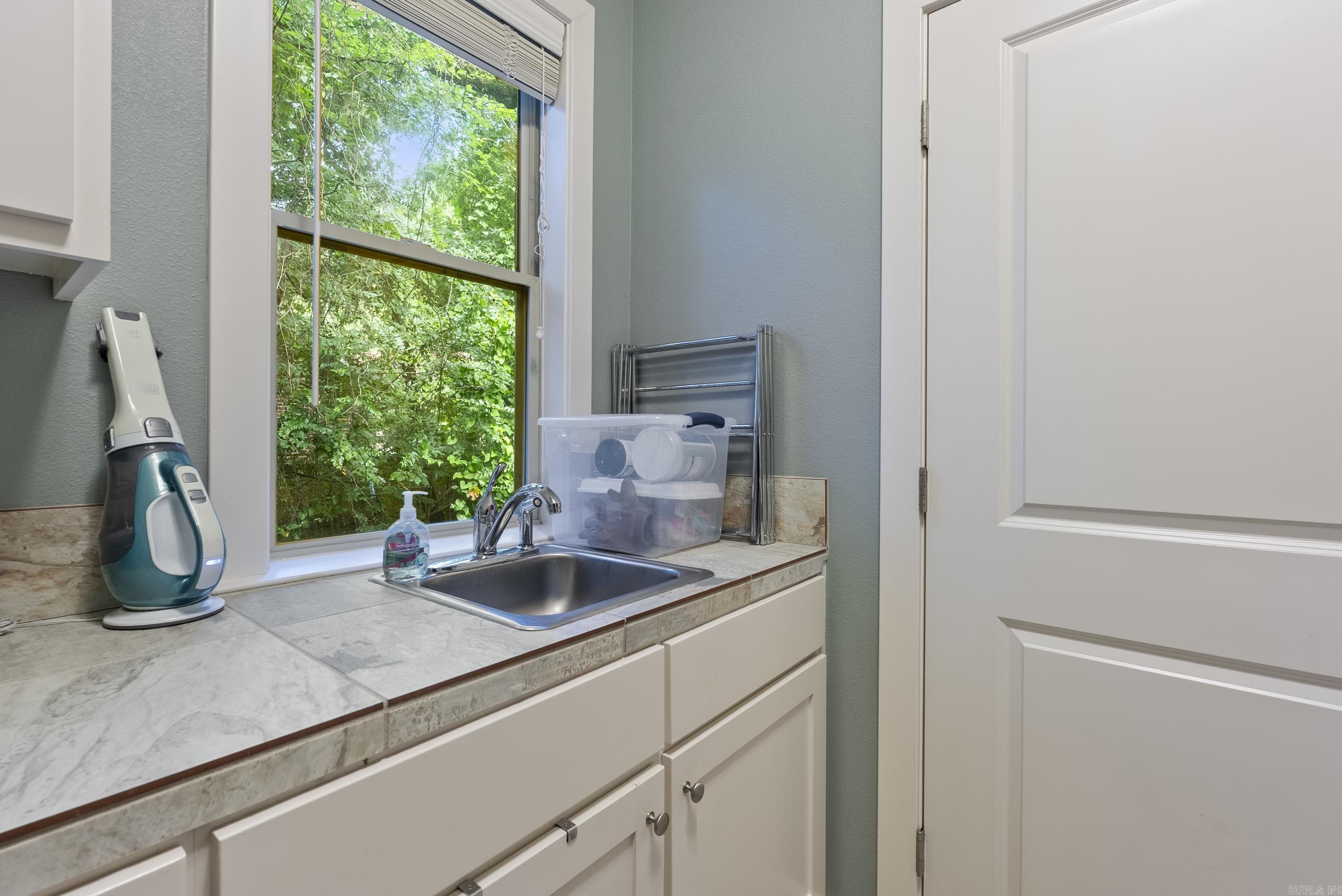 WOODLANDS EDGE - Residential