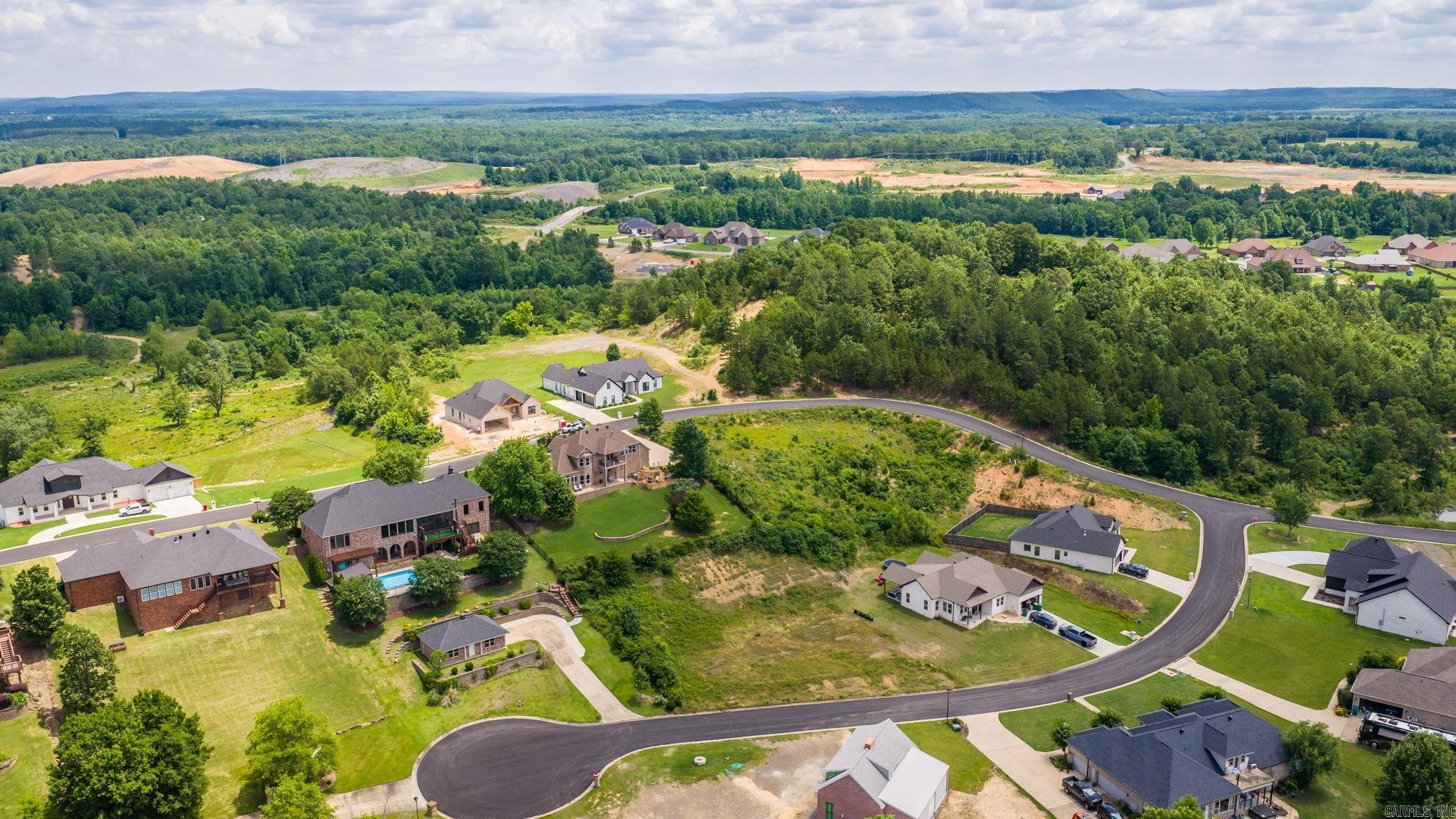The River Plantation - Land