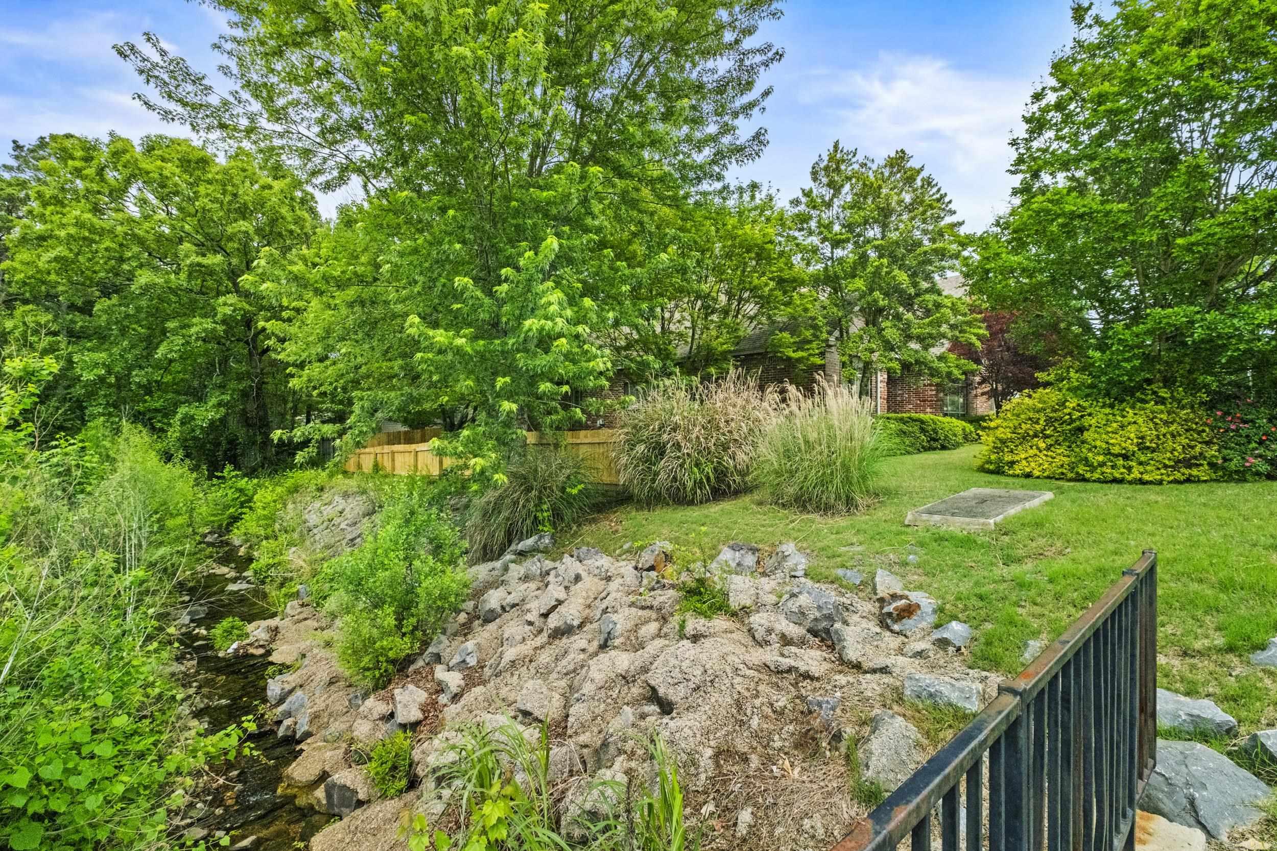 PEBBLE BEACH WOODS ADDN - Residential