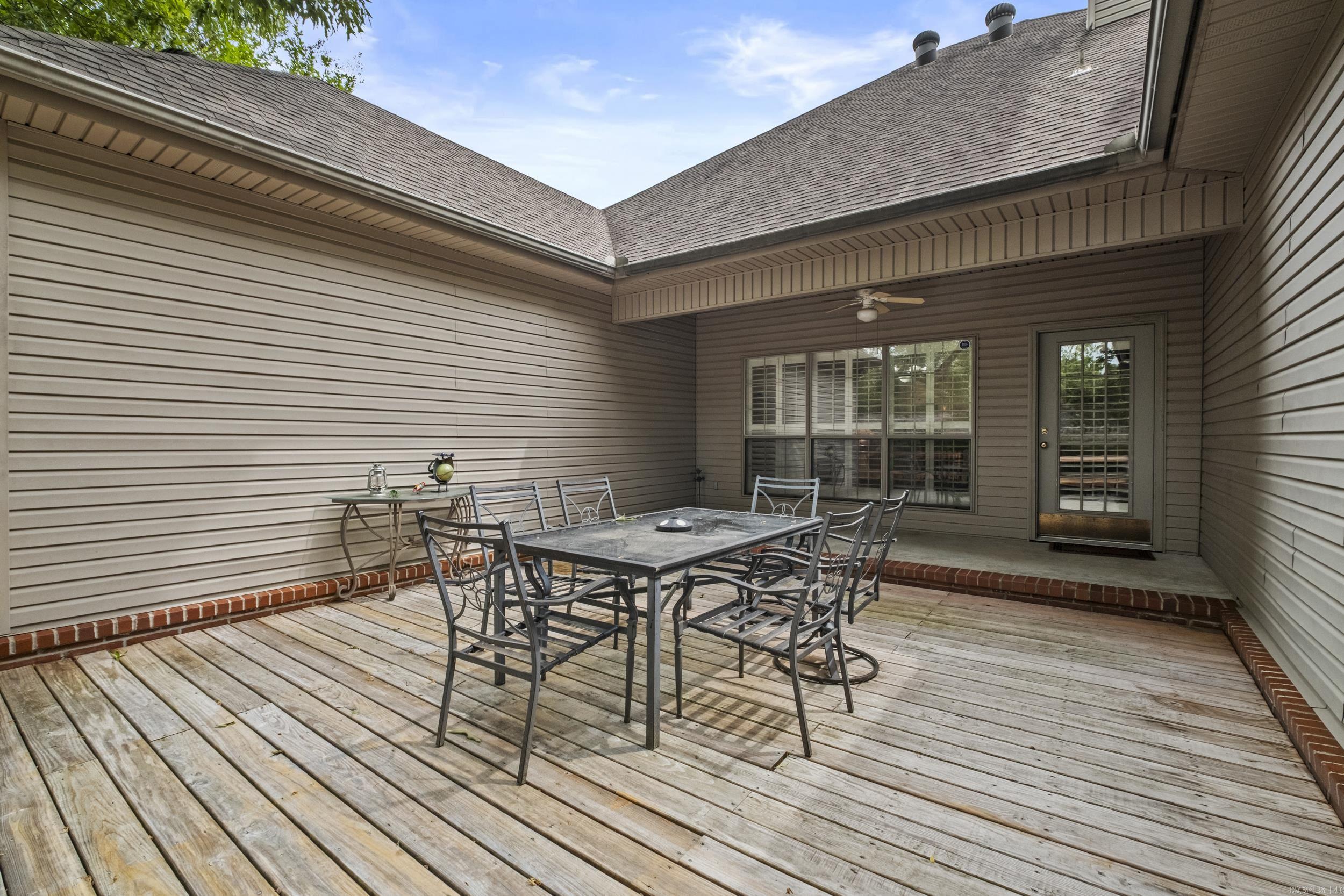 PEBBLE BEACH WOODS ADDN - Residential