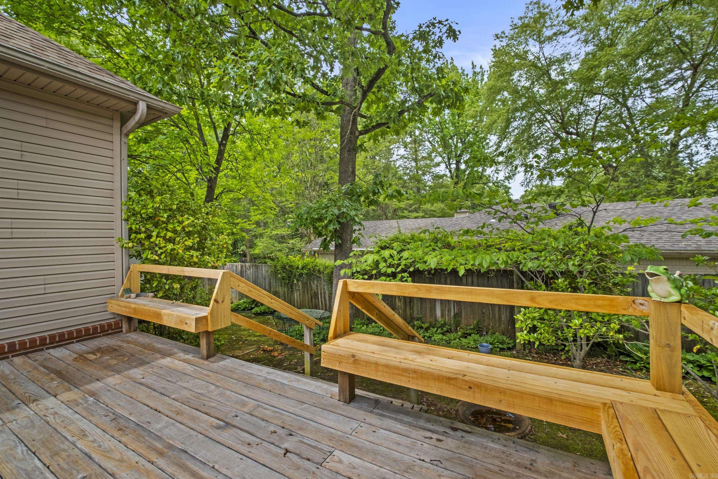 PEBBLE BEACH WOODS ADDN - Residential