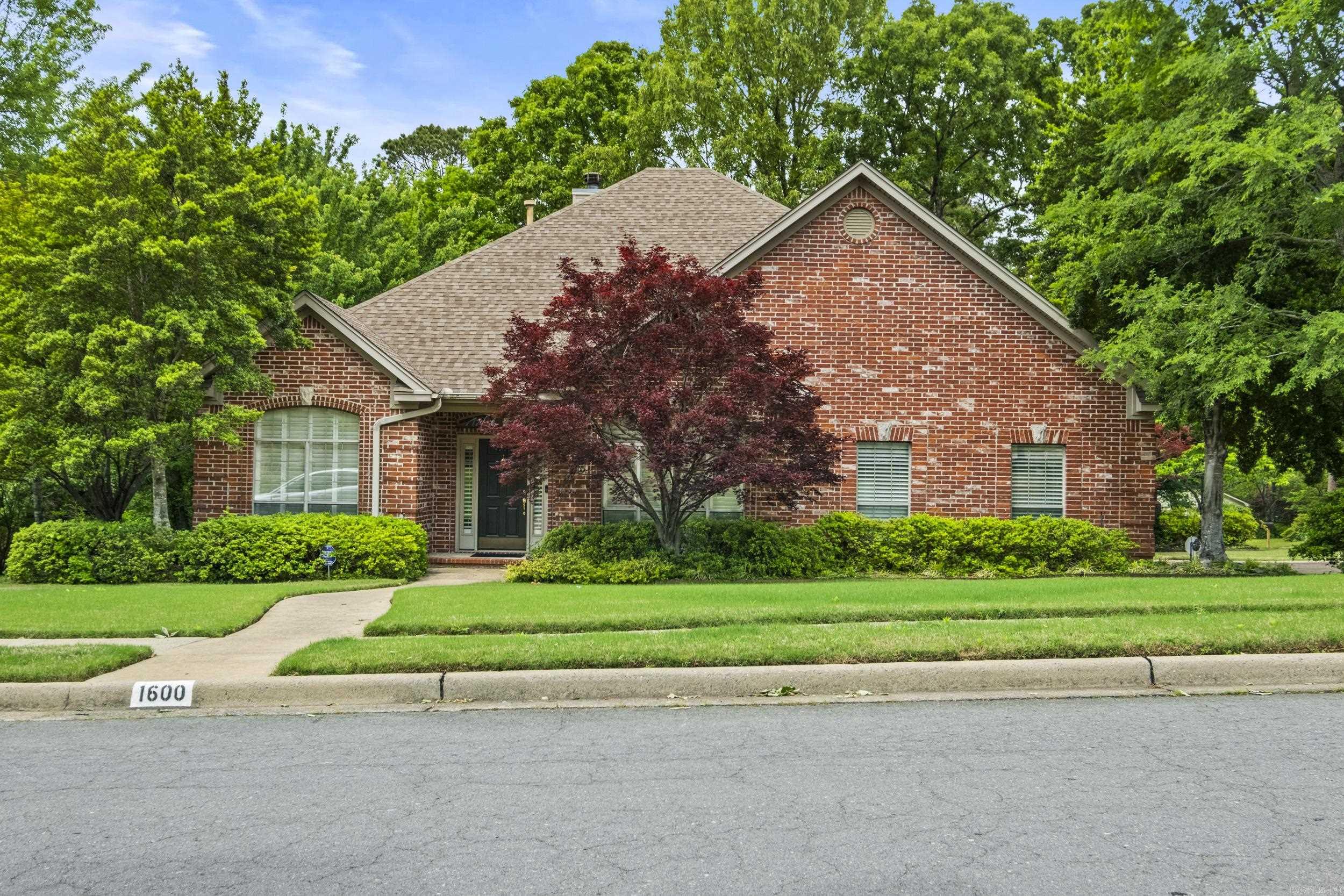 PEBBLE BEACH WOODS ADDN - Residential