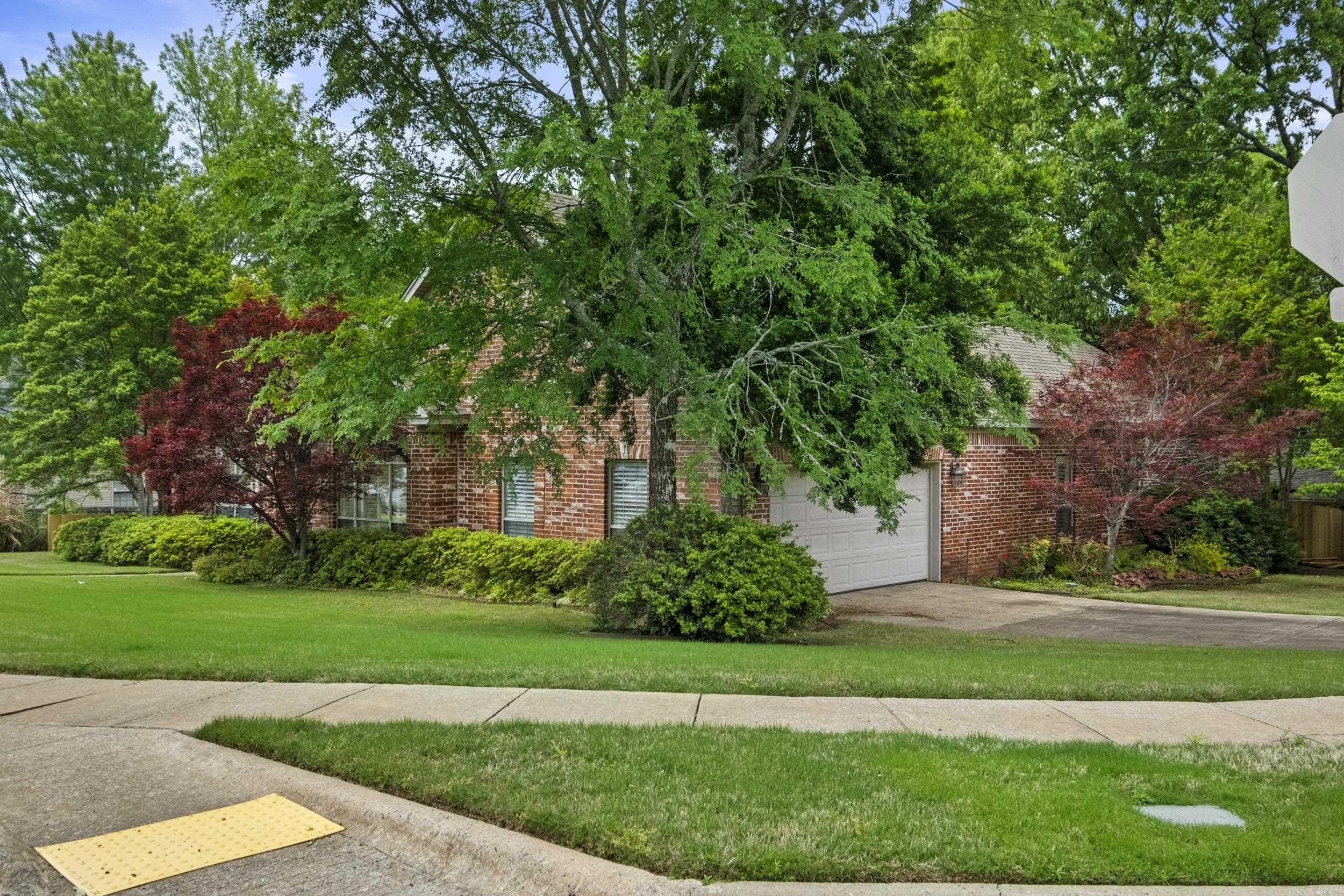 PEBBLE BEACH WOODS ADDN - Residential