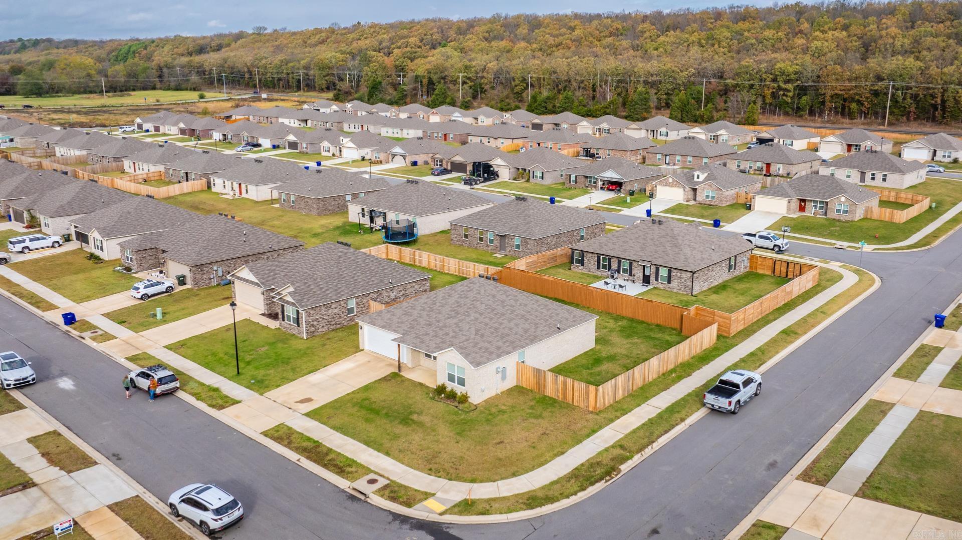 MUSEUM MEADOWS - Residential