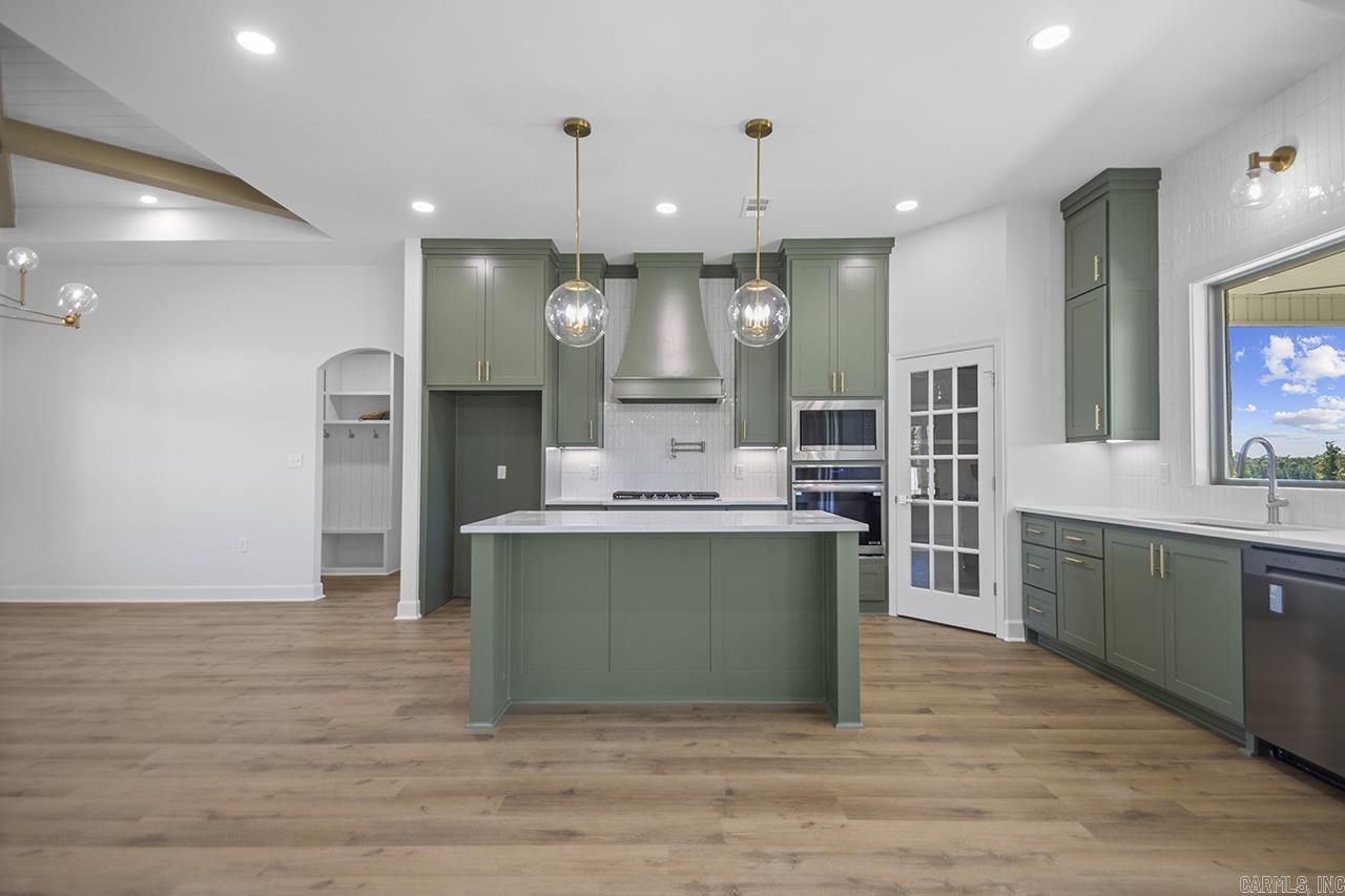 TIMBER POINT - Residential
