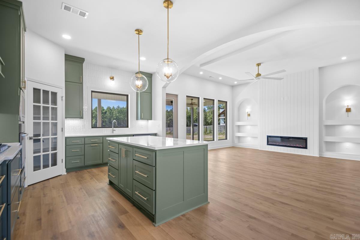 TIMBER POINT - Residential