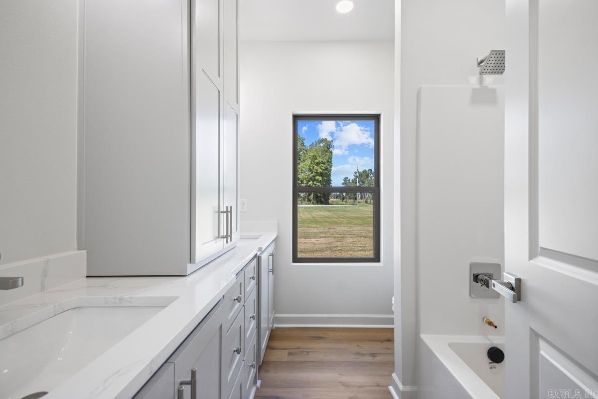 TIMBER POINT - Residential