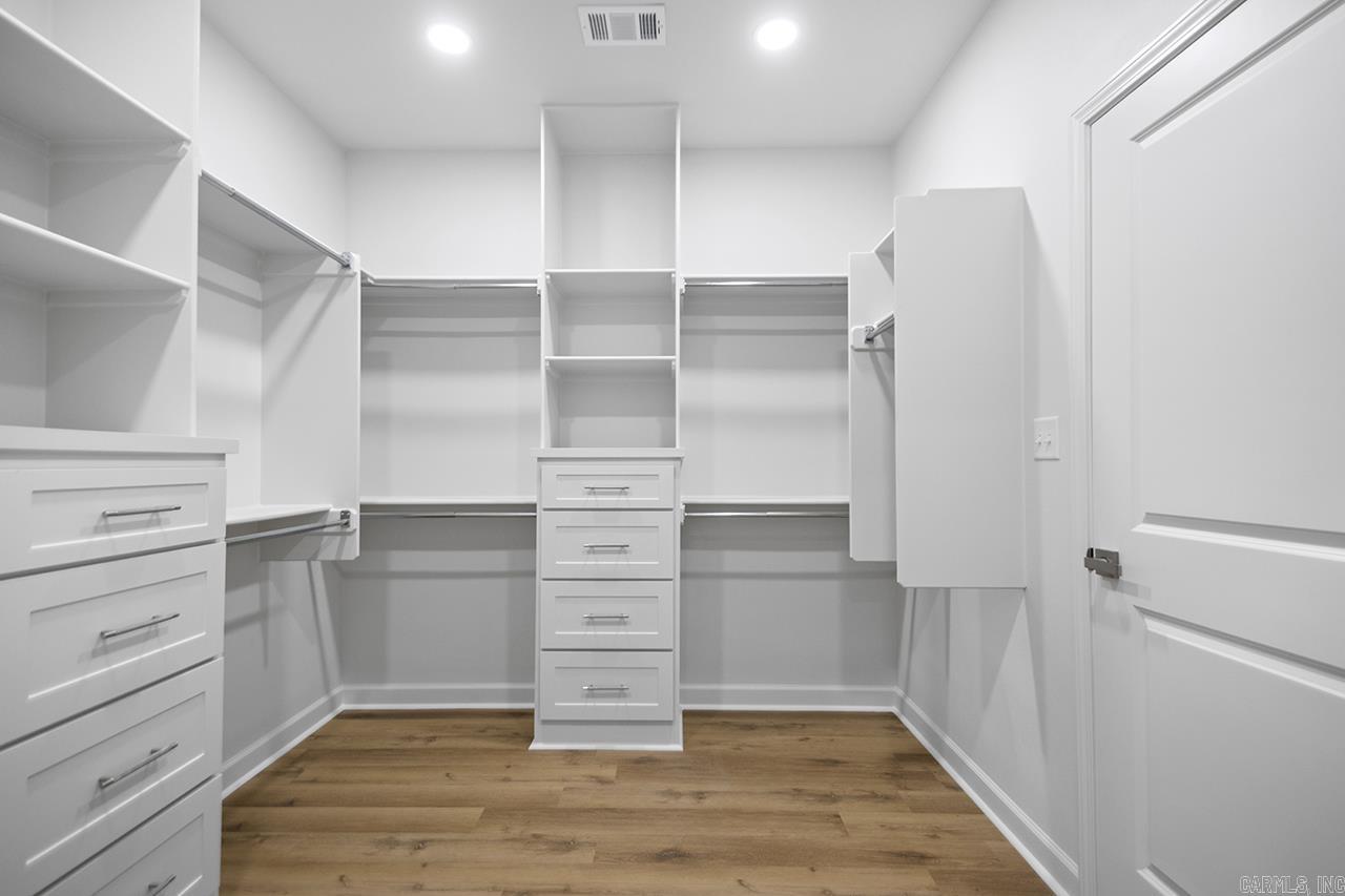 TIMBER POINT - Residential