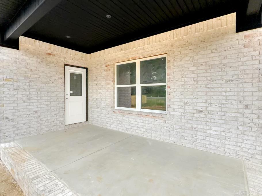 LEWIS COVE - Residential