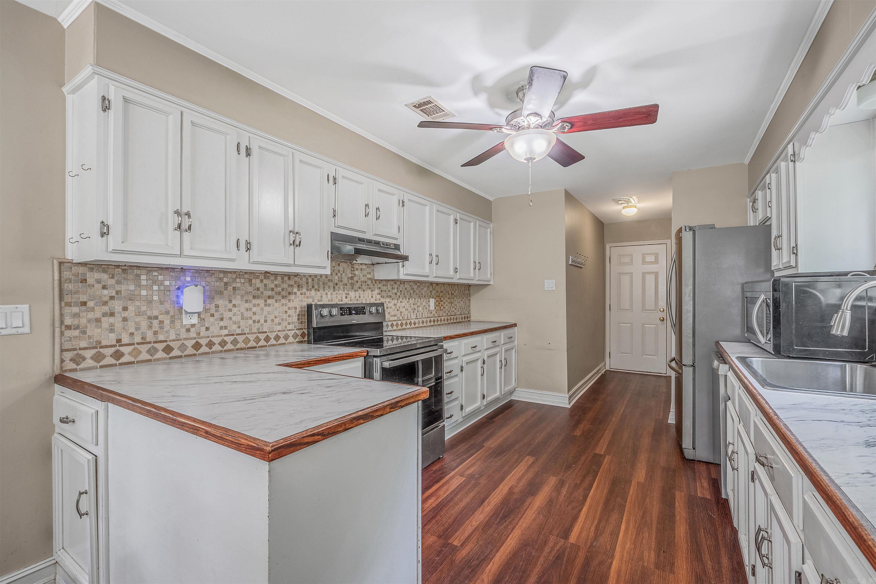 OTTER CREEK COMMUNITY - Residential