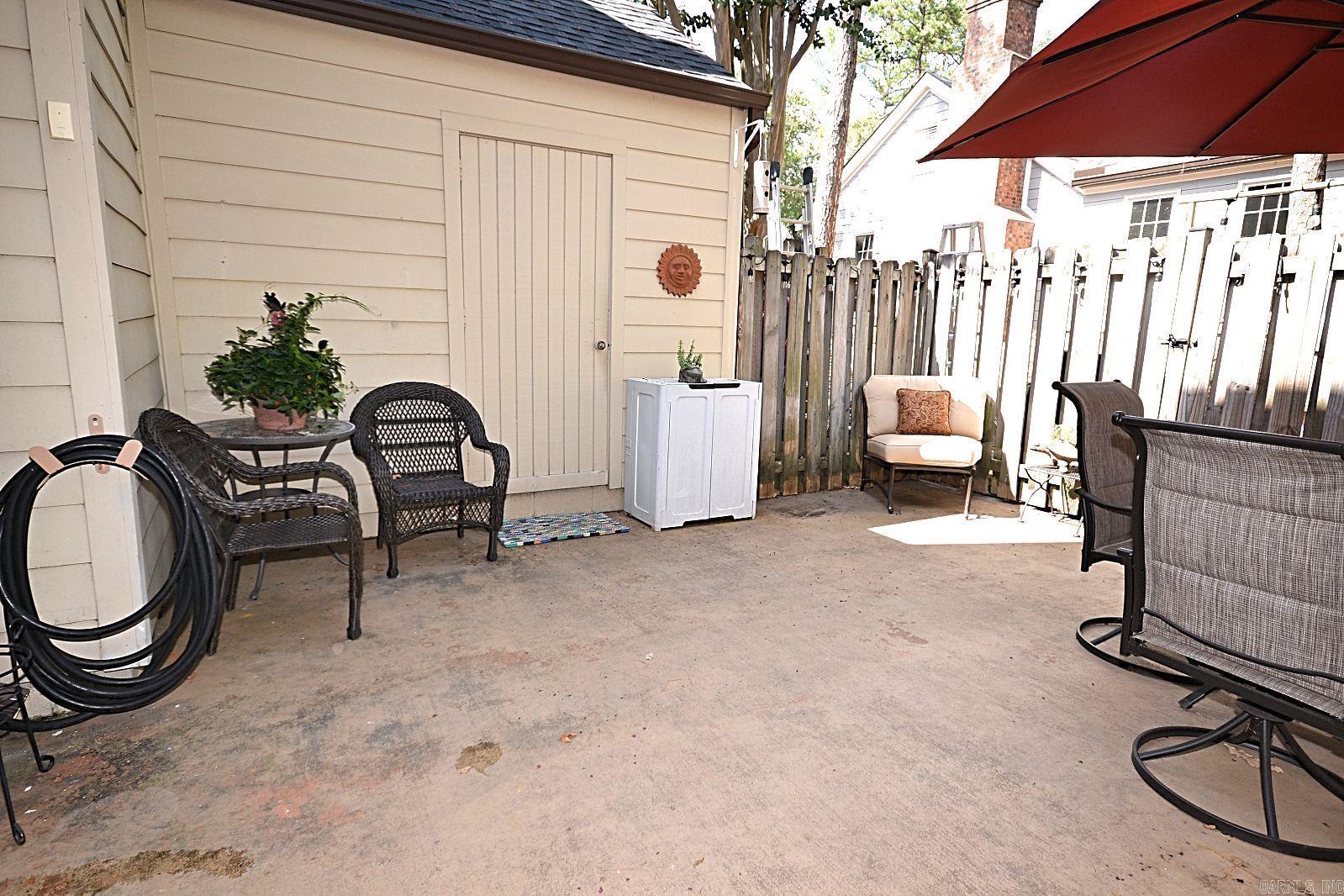 ANDOVER SQUARE - Residential