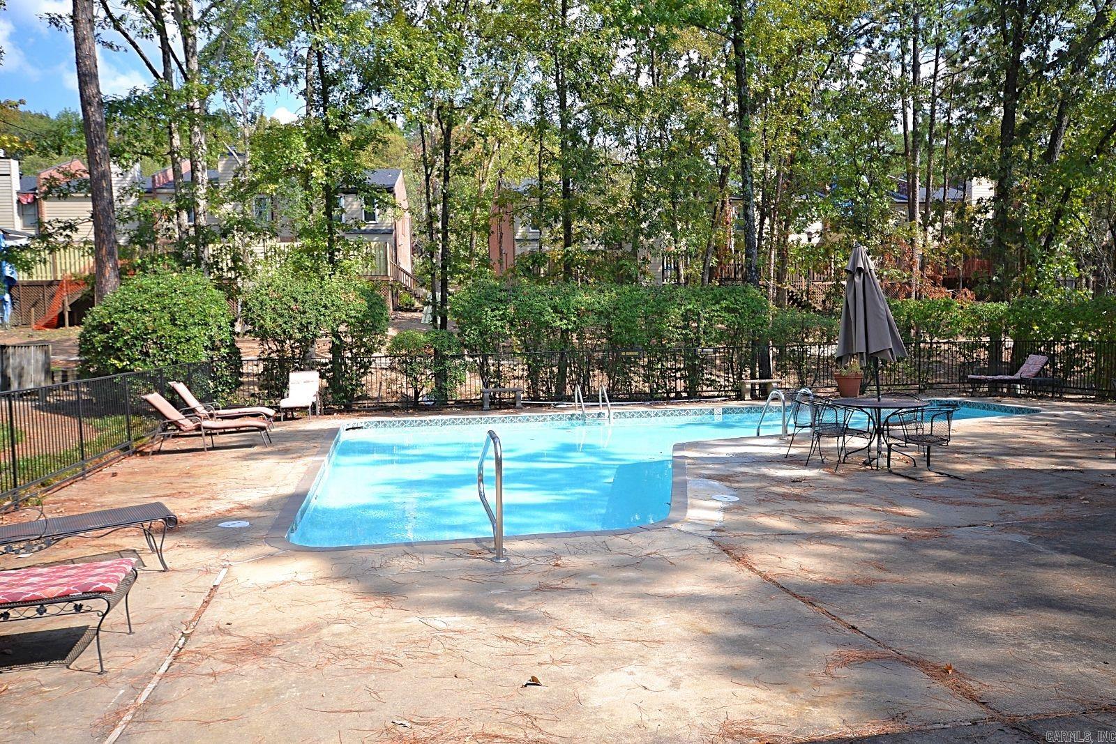 ANDOVER SQUARE - Residential