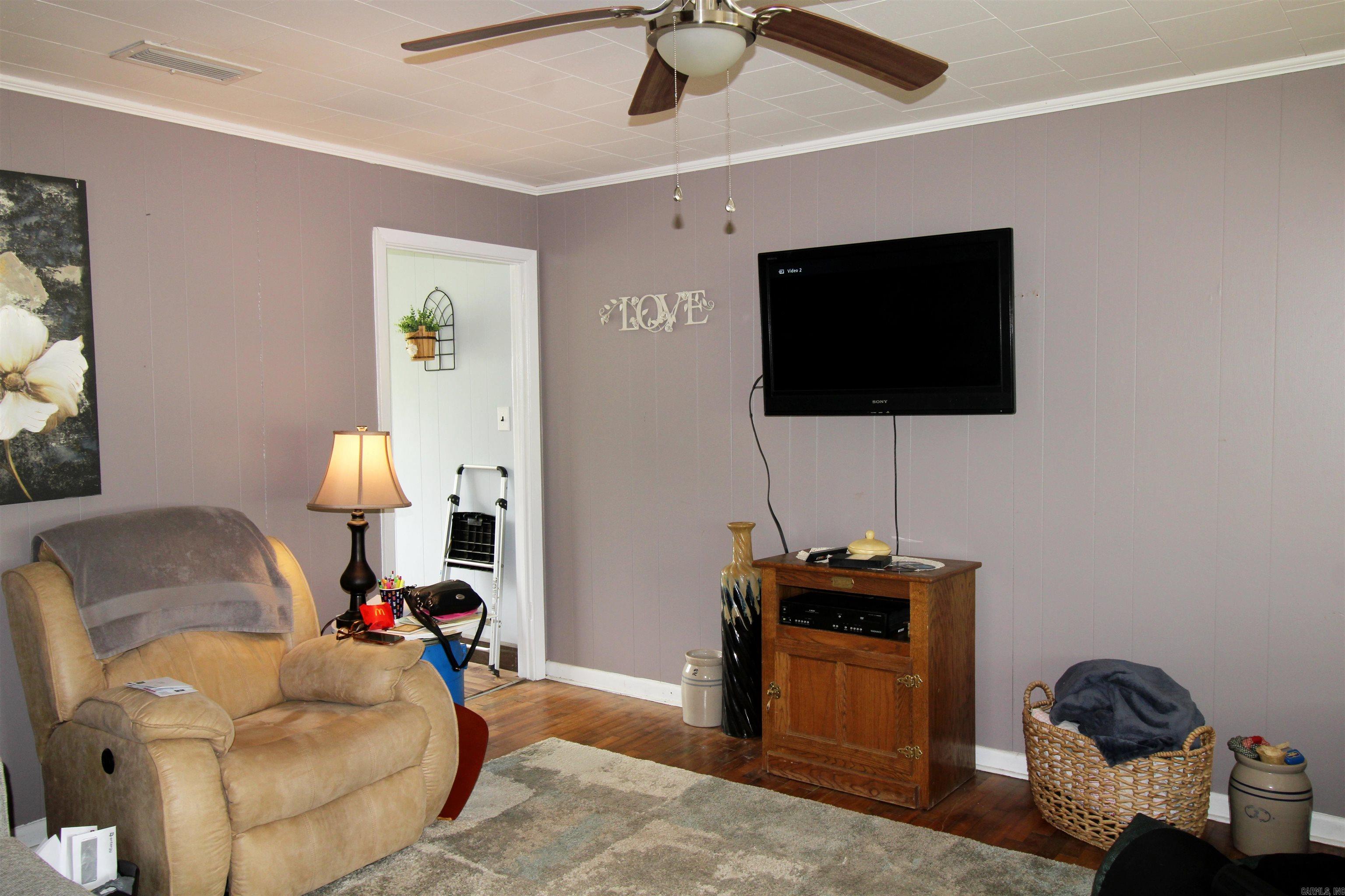 ROSS ACRES ADDN - Residential