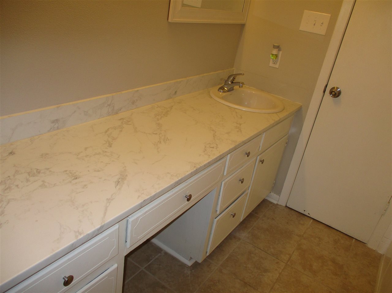 Woodlawn Heights - Residential Lease