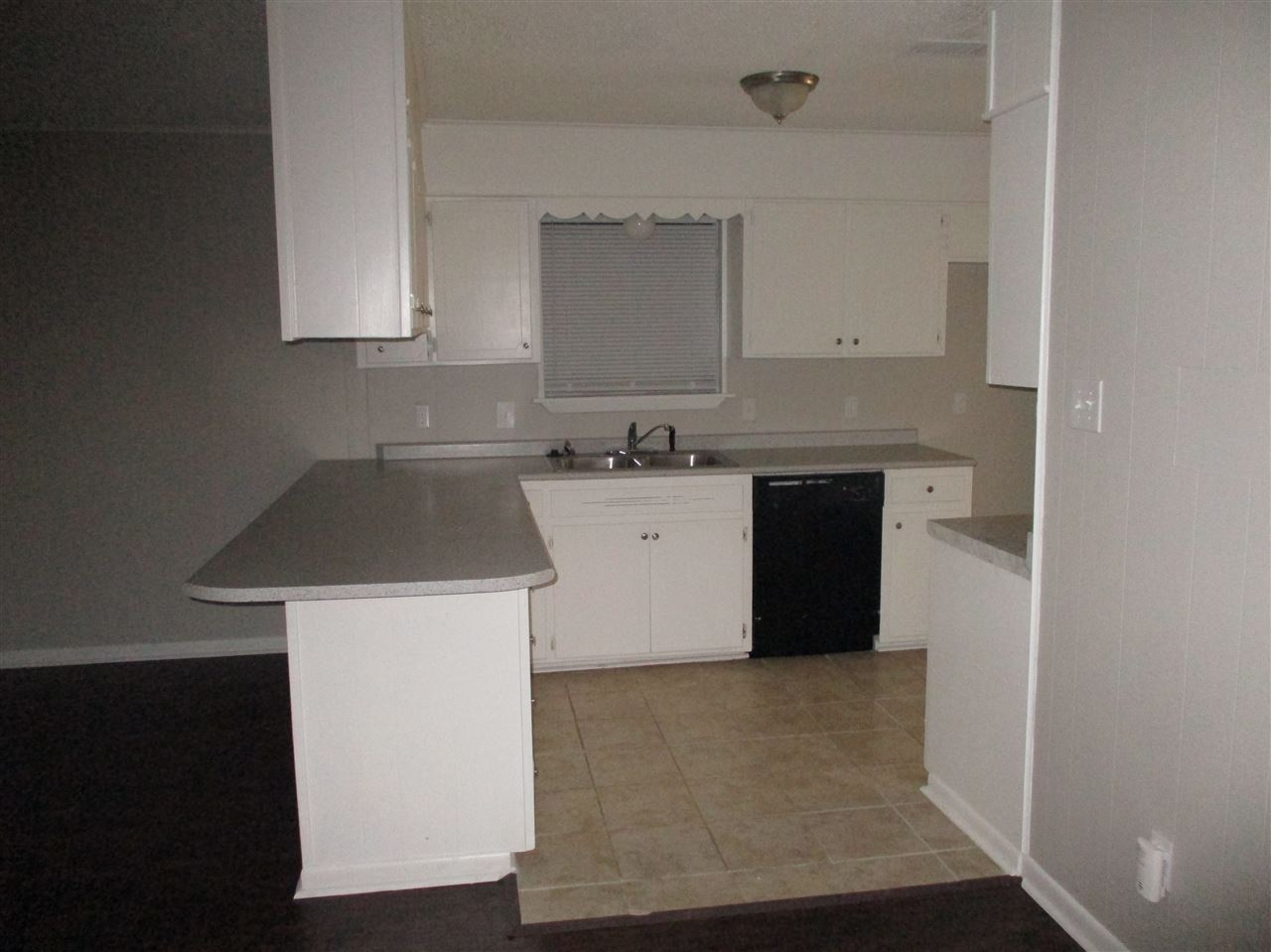 Woodlawn Heights - Residential Lease