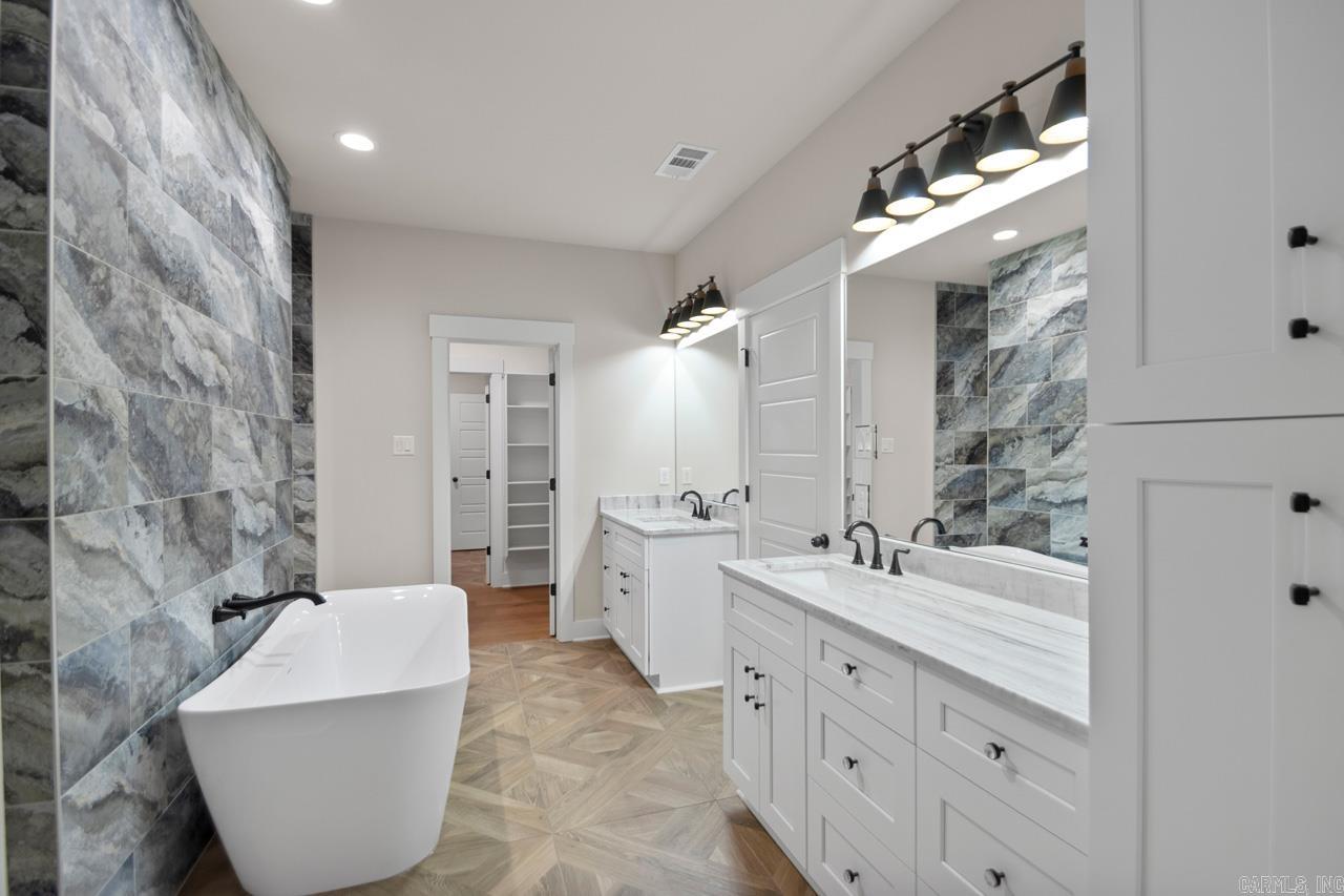 TIMBER WOOD SUB - Residential