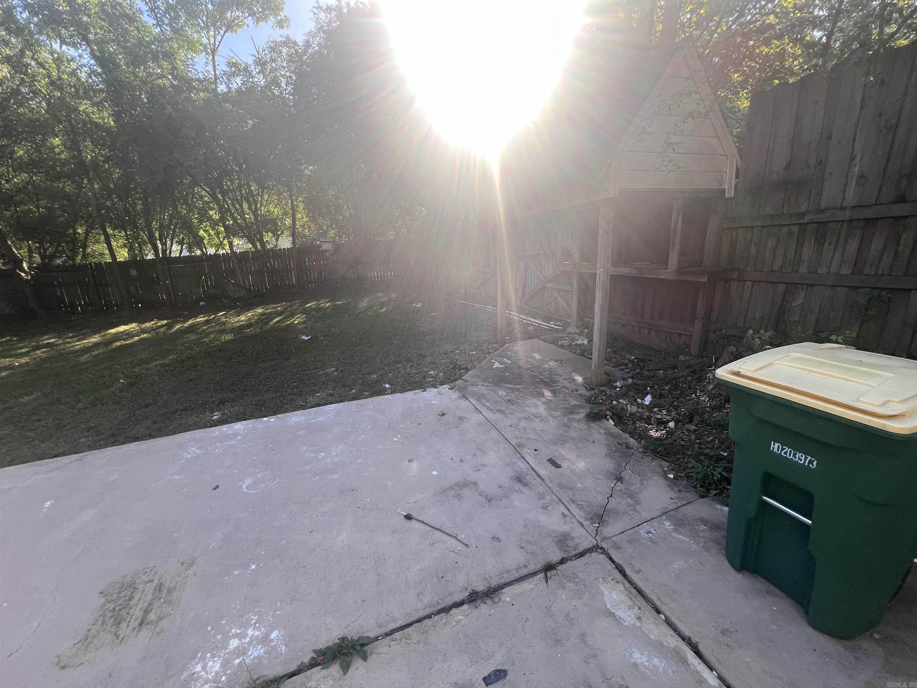 Barrow John - Residential Lease