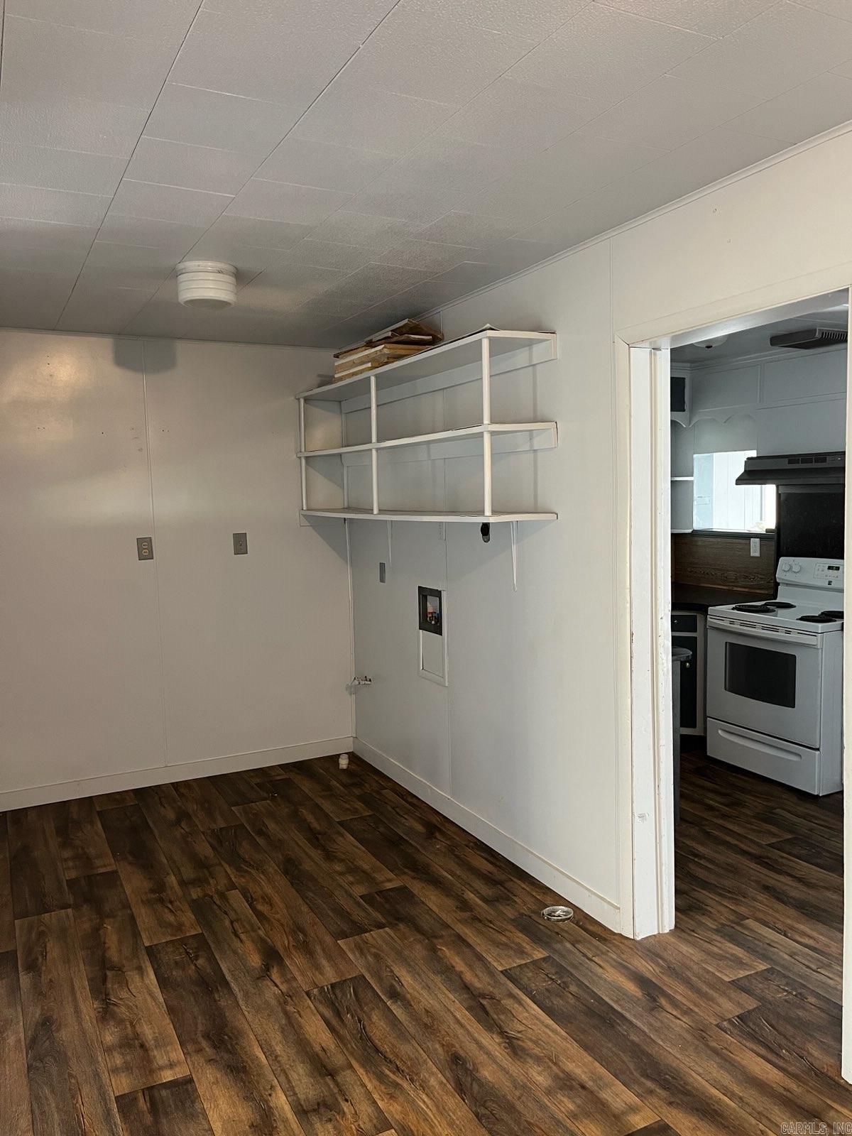 Mosher - Commercial Sale