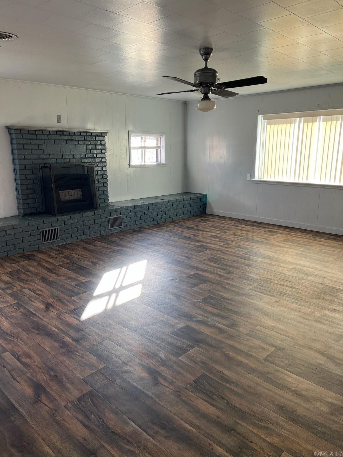 Mosher - Commercial Sale