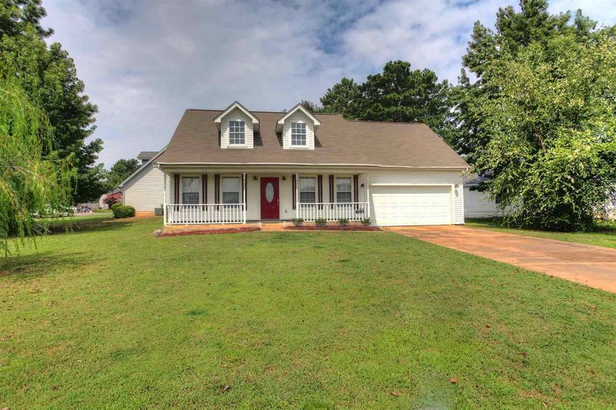 You do not want to miss this remodeled home with slab granite, top of the line stainless appliances, new hardwood flooring, and new roof. Huge bonus room with a vaulted ceiling. Truly a must see, and all VERY convenient to schools and shopping.