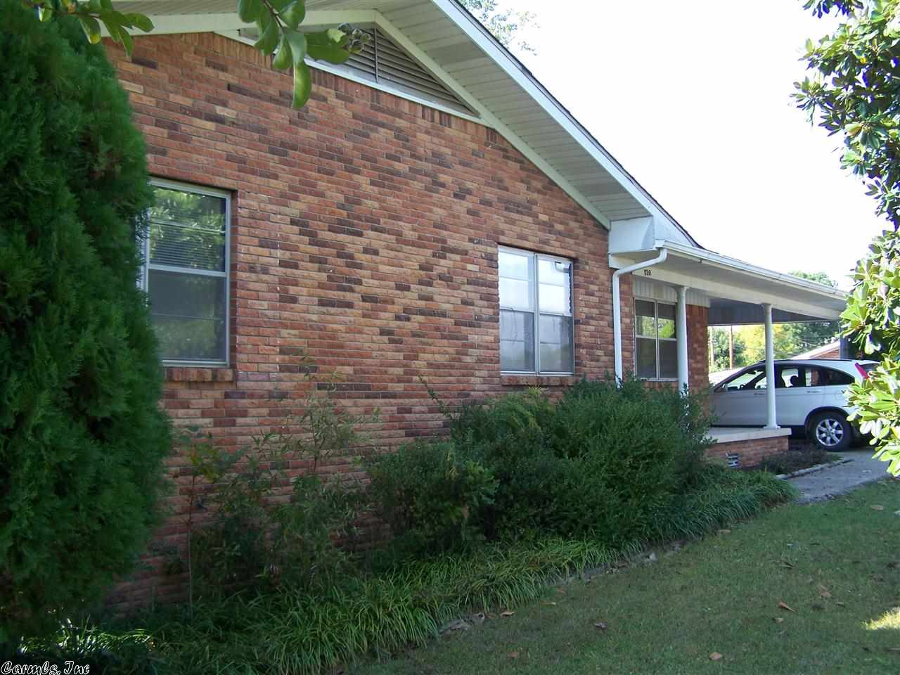 Knollcrest - Residential