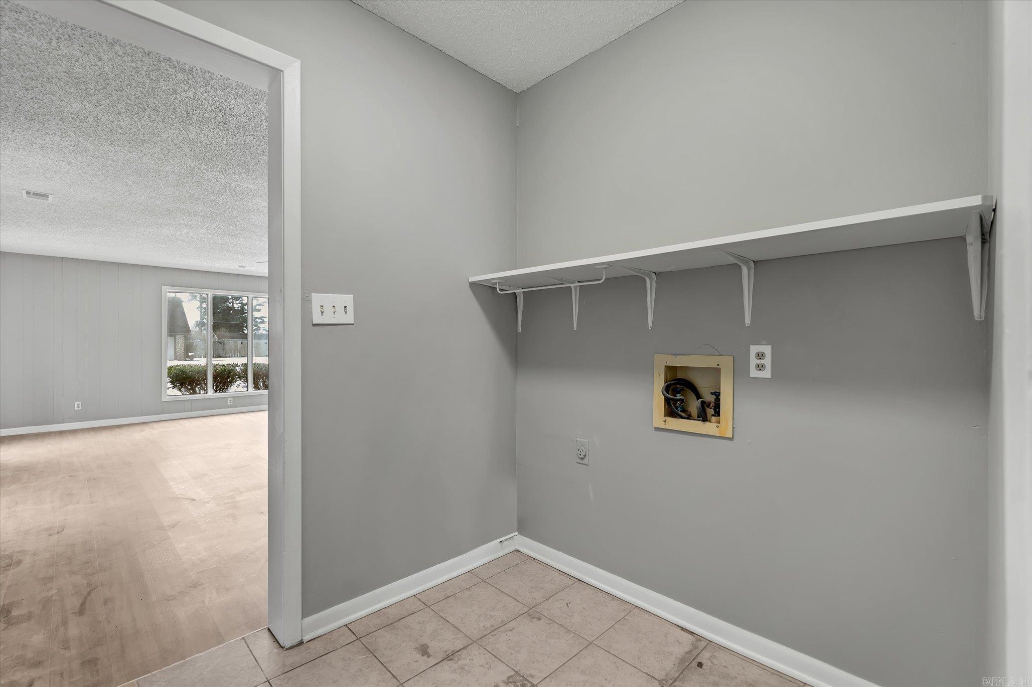 Criss 2nd - Residential