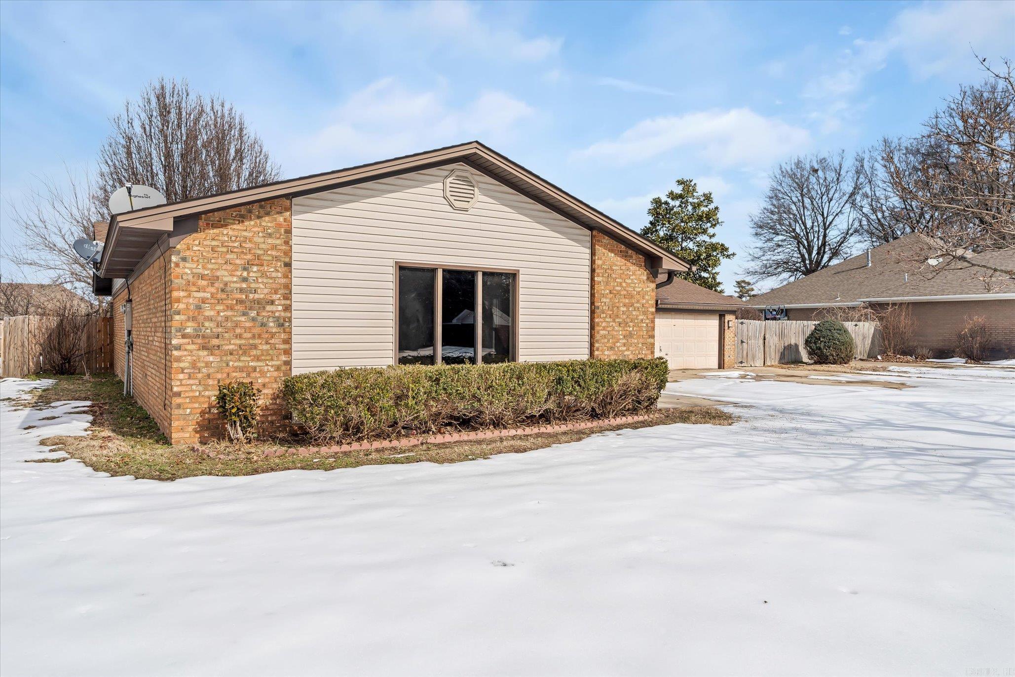 Criss 2nd - Residential