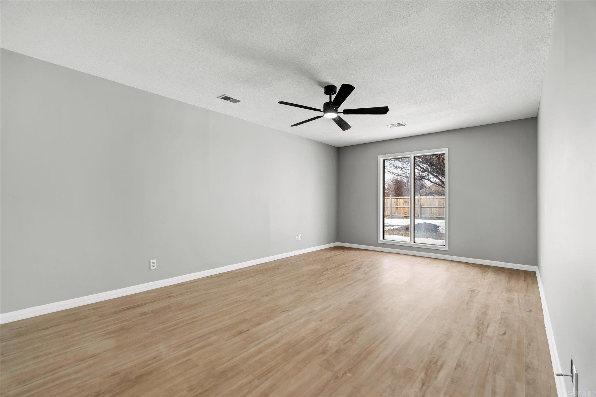 Criss 2nd - Residential