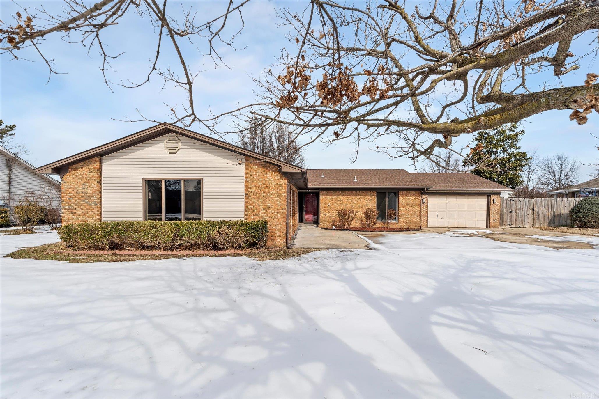 Criss 2nd - Residential