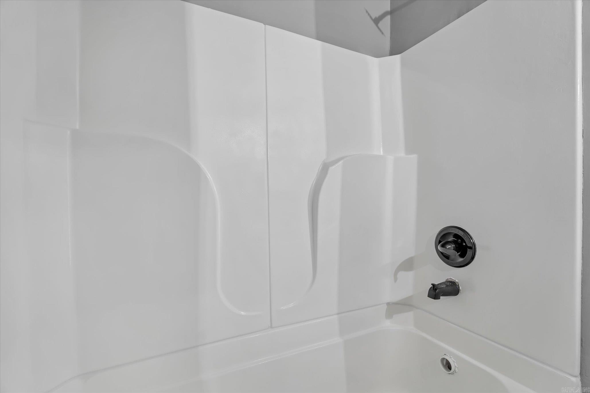 Criss 2nd - Residential