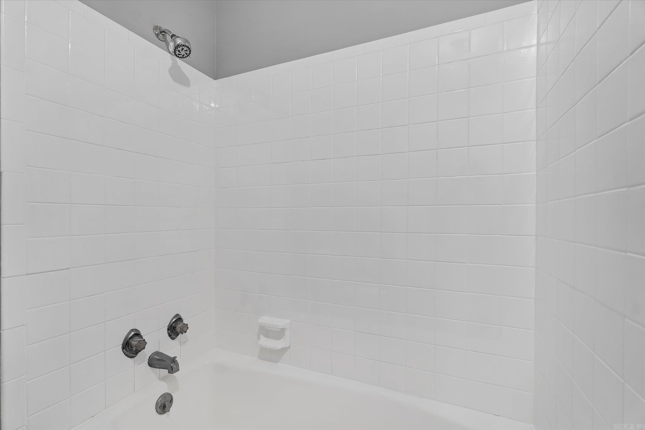 Criss 2nd - Residential