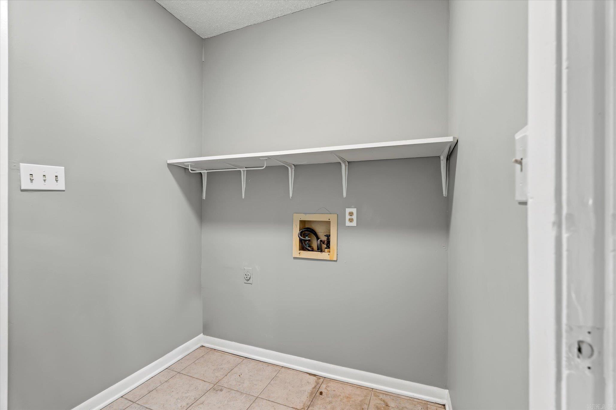 Criss 2nd - Residential