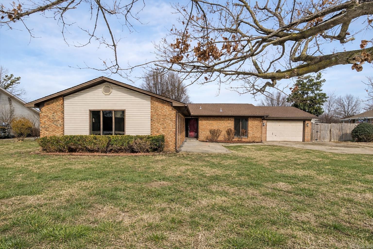 Criss 2nd - Residential