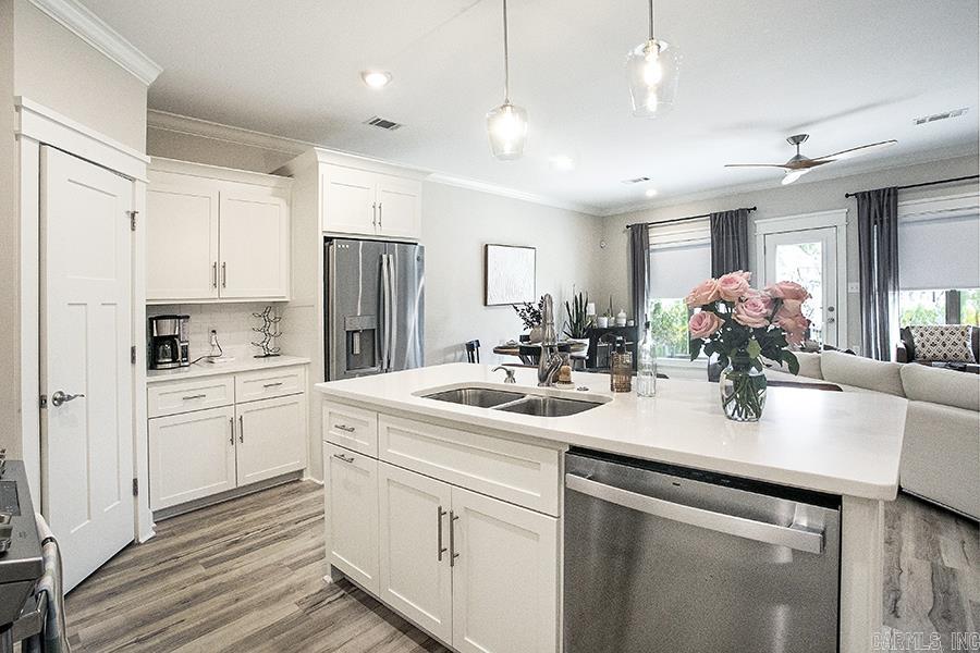 CARNAHAN VILLAGE SUB - Residential