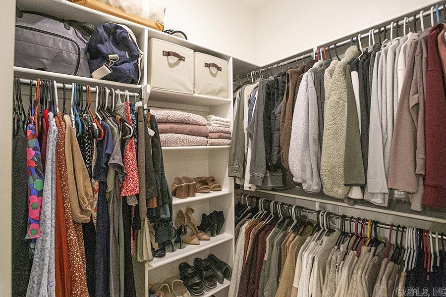 CARNAHAN VILLAGE SUB - Residential