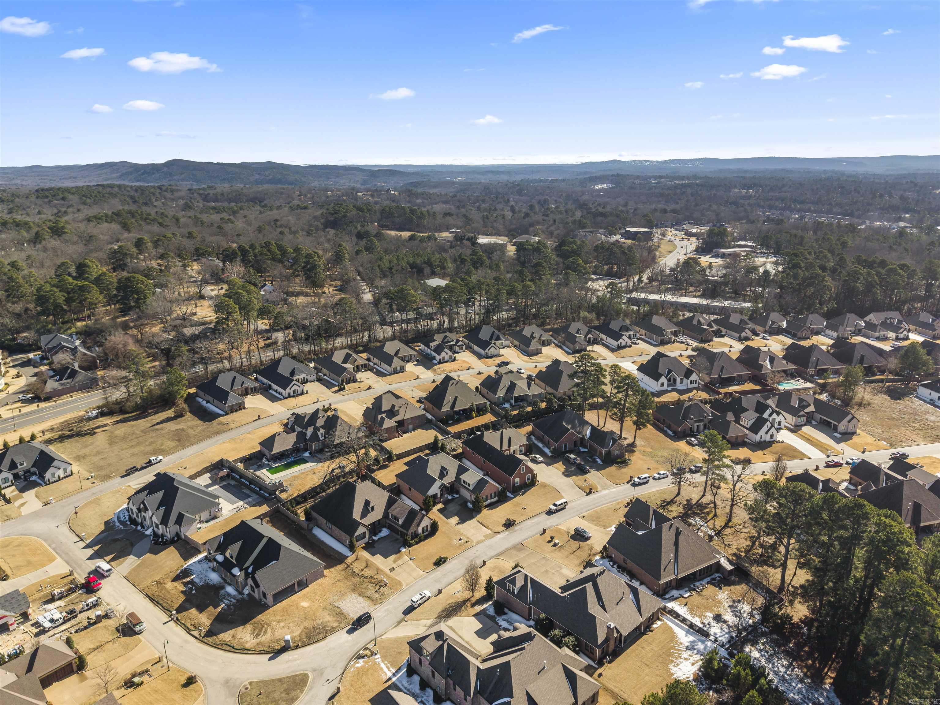 ARLINGTON PARK - Residential