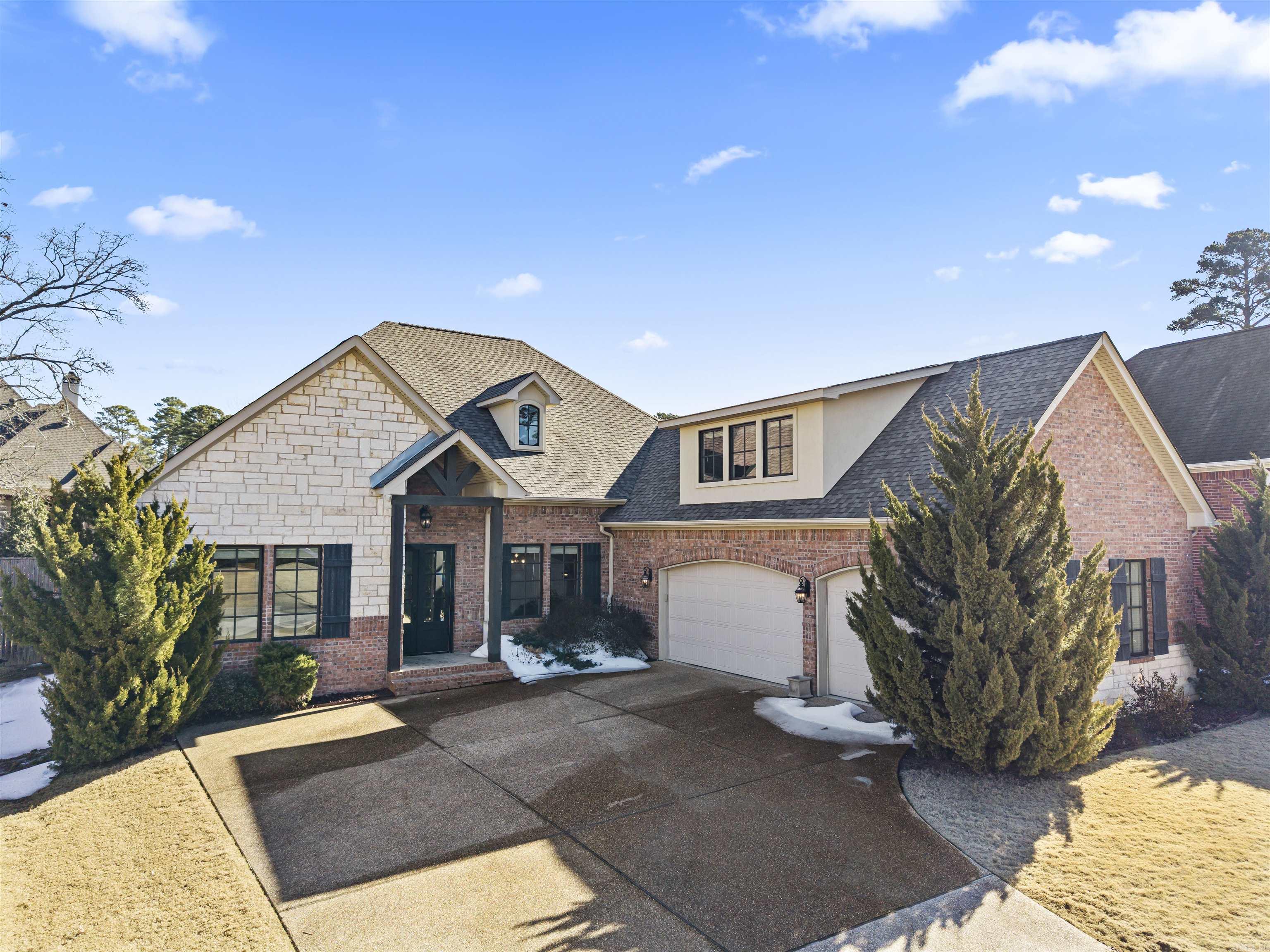 ARLINGTON PARK - Residential