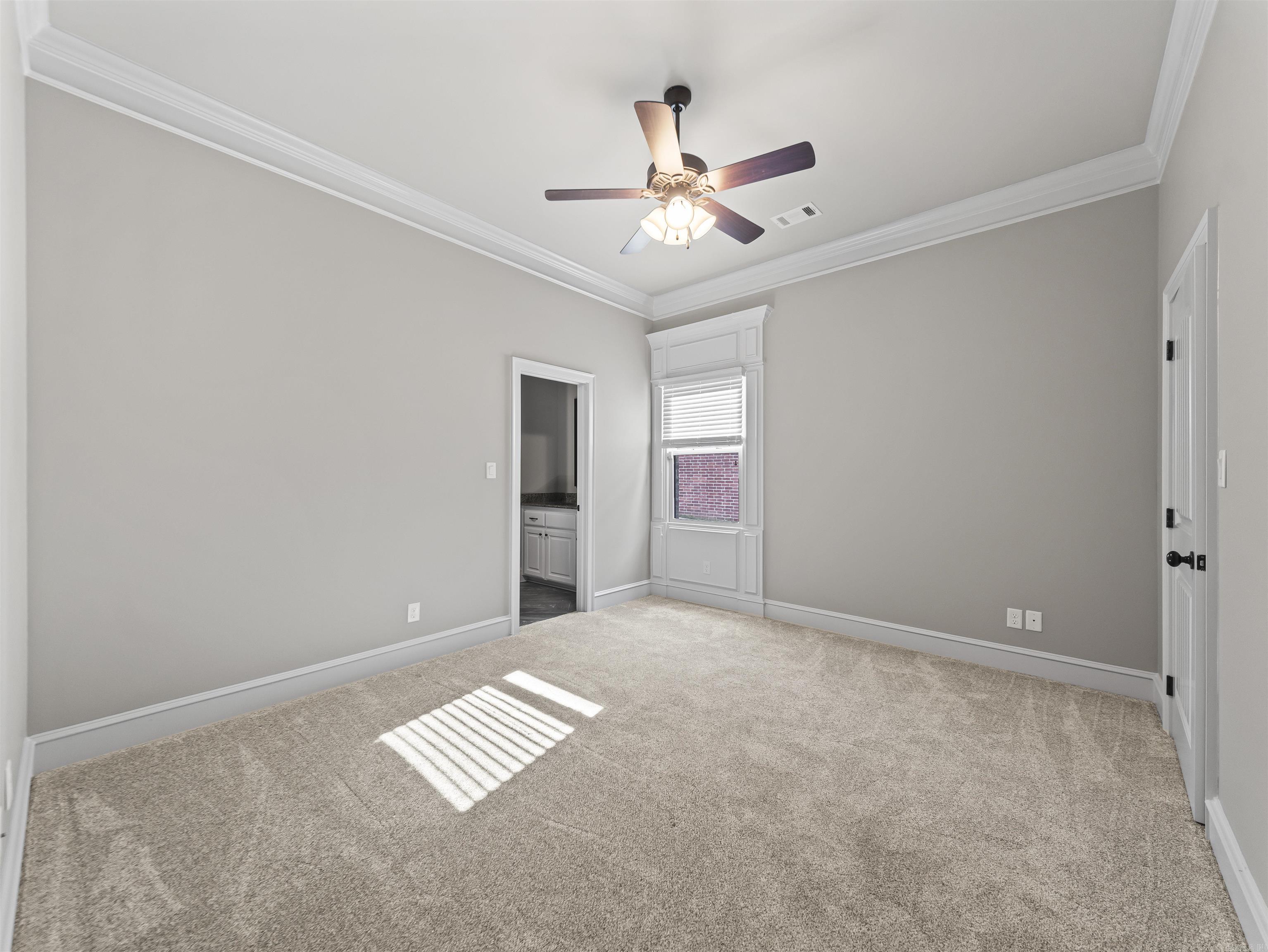 ARLINGTON PARK - Residential