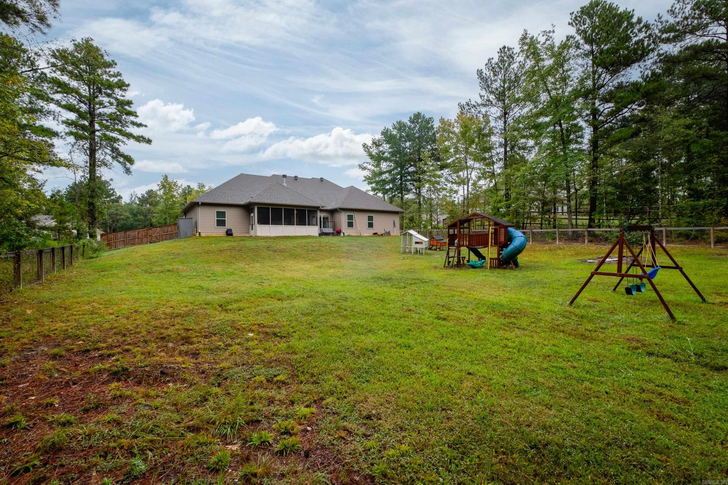 PINEWOOD ESTATES - Residential