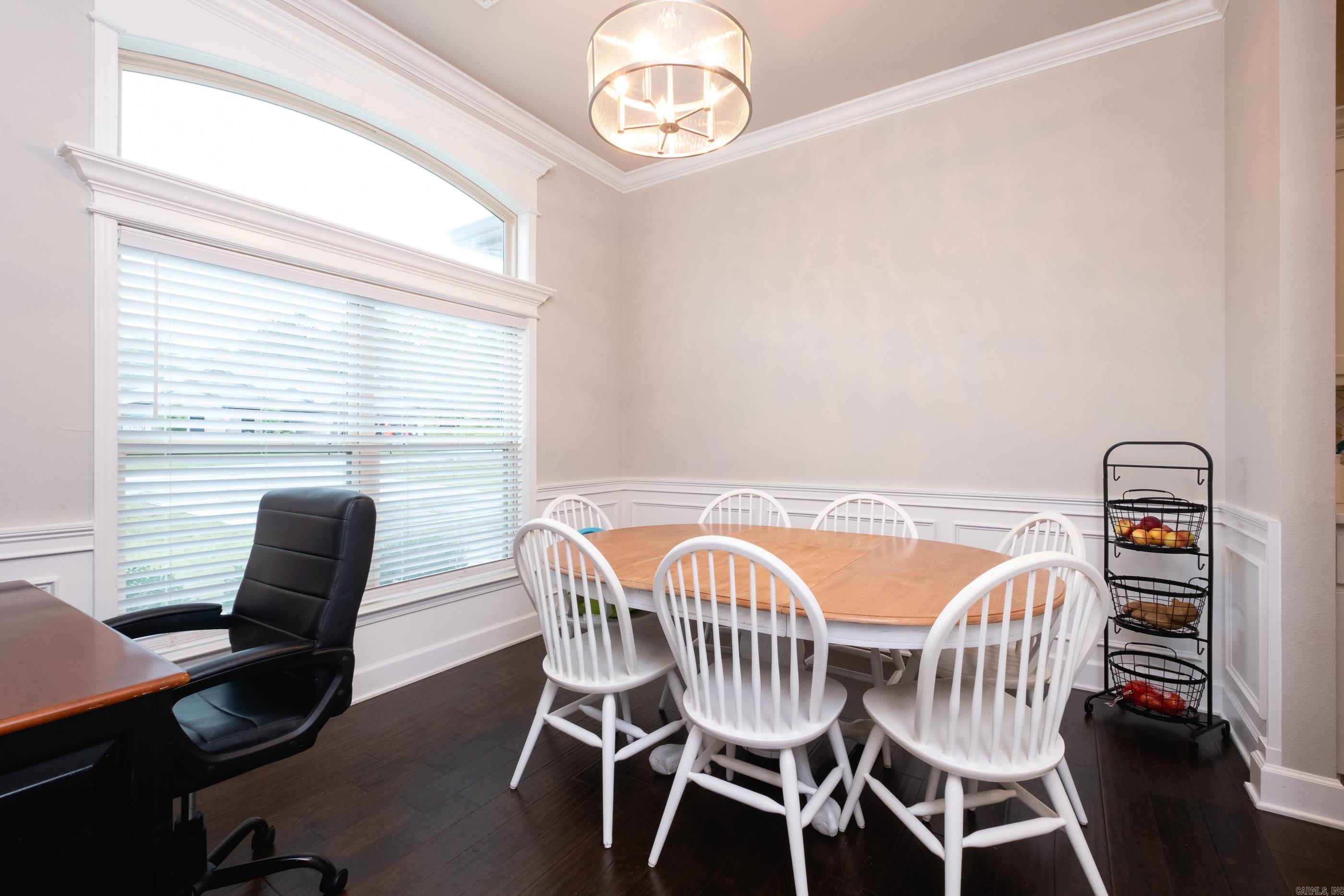 PINEWOOD ESTATES - Residential