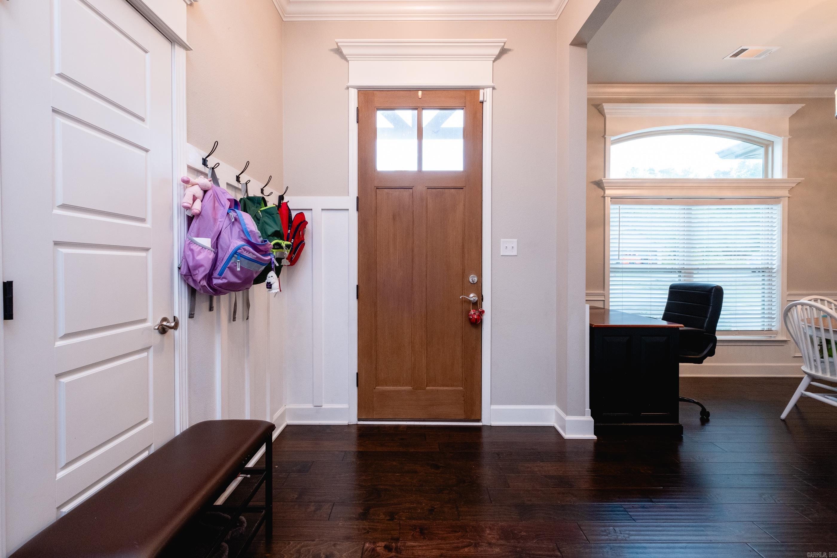 PINEWOOD ESTATES - Residential