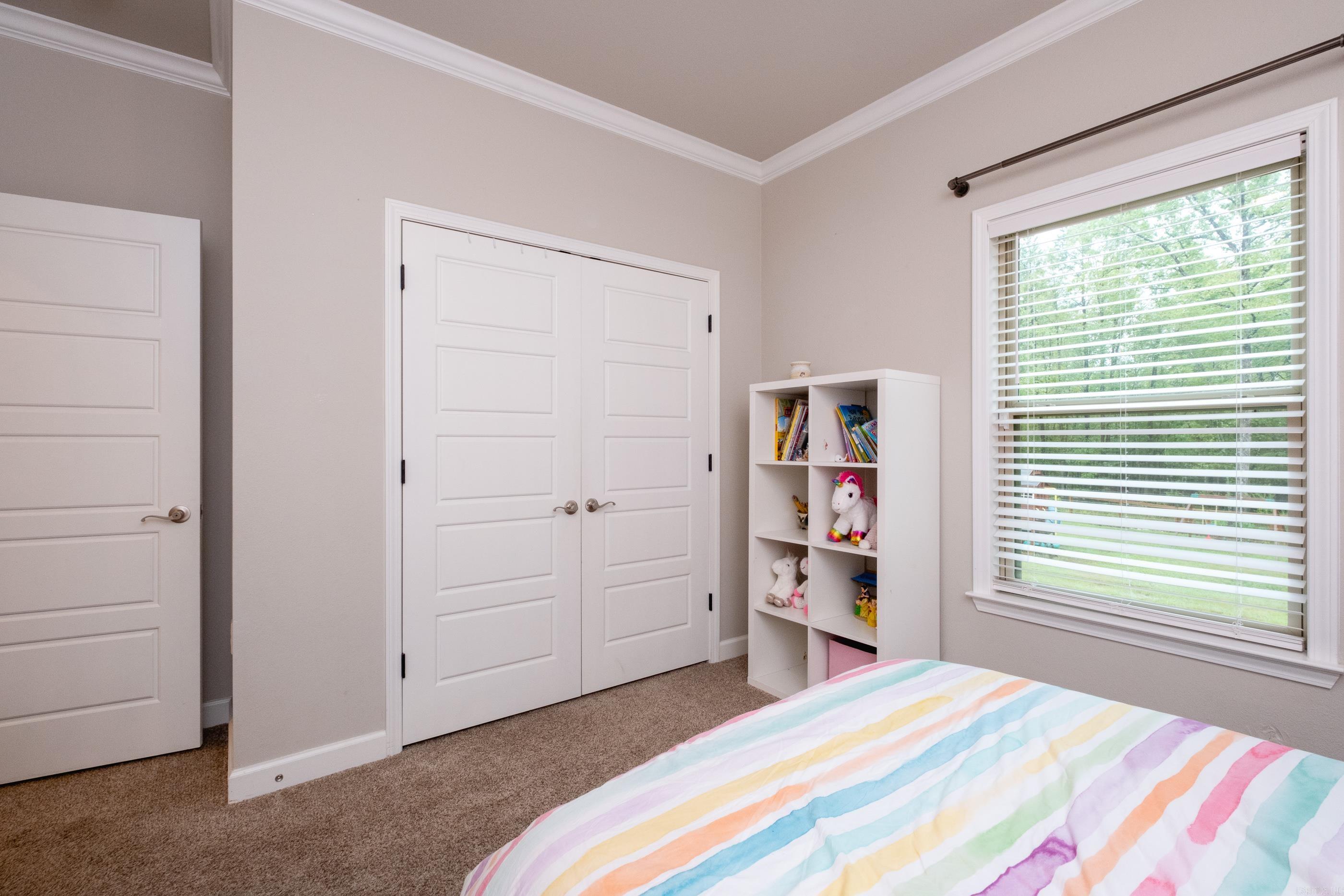 PINEWOOD ESTATES - Residential