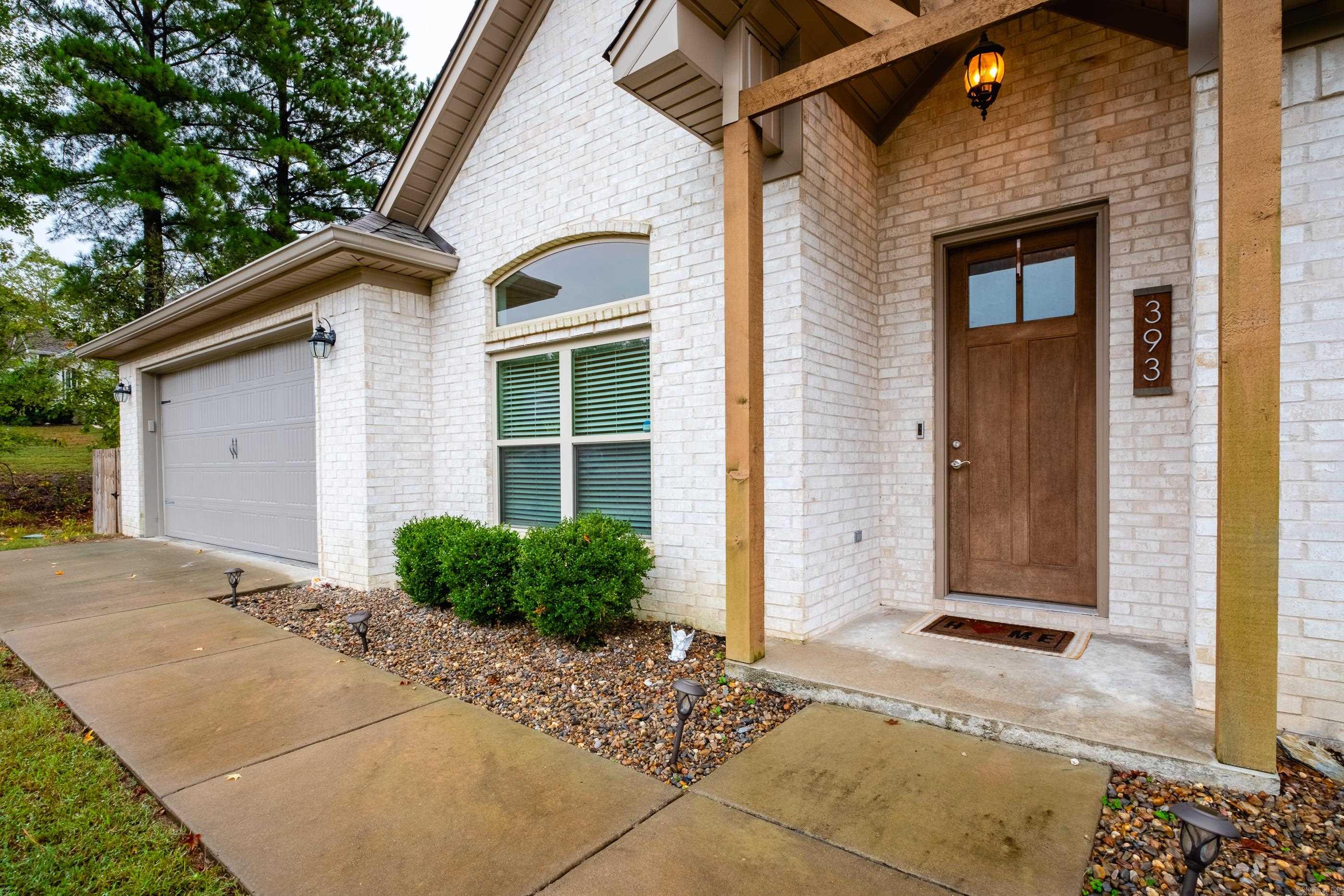 PINEWOOD ESTATES - Residential