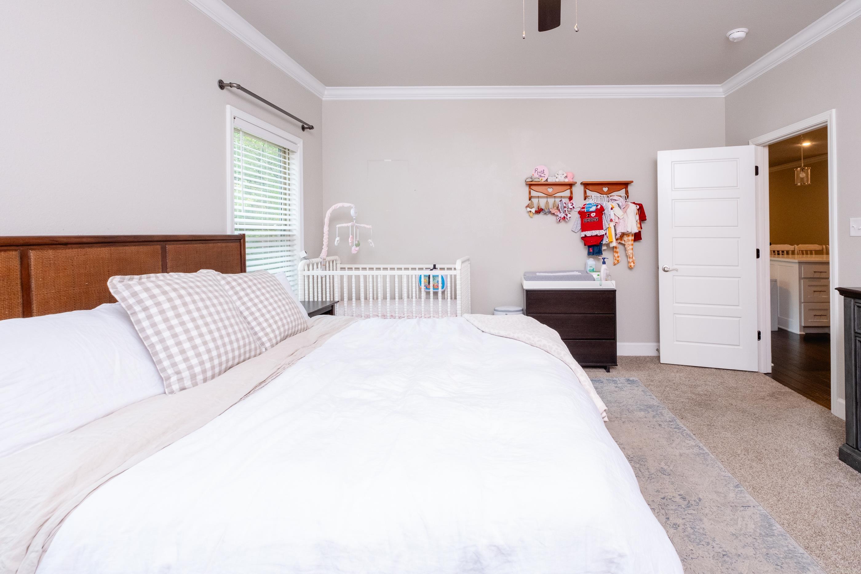 PINEWOOD ESTATES - Residential