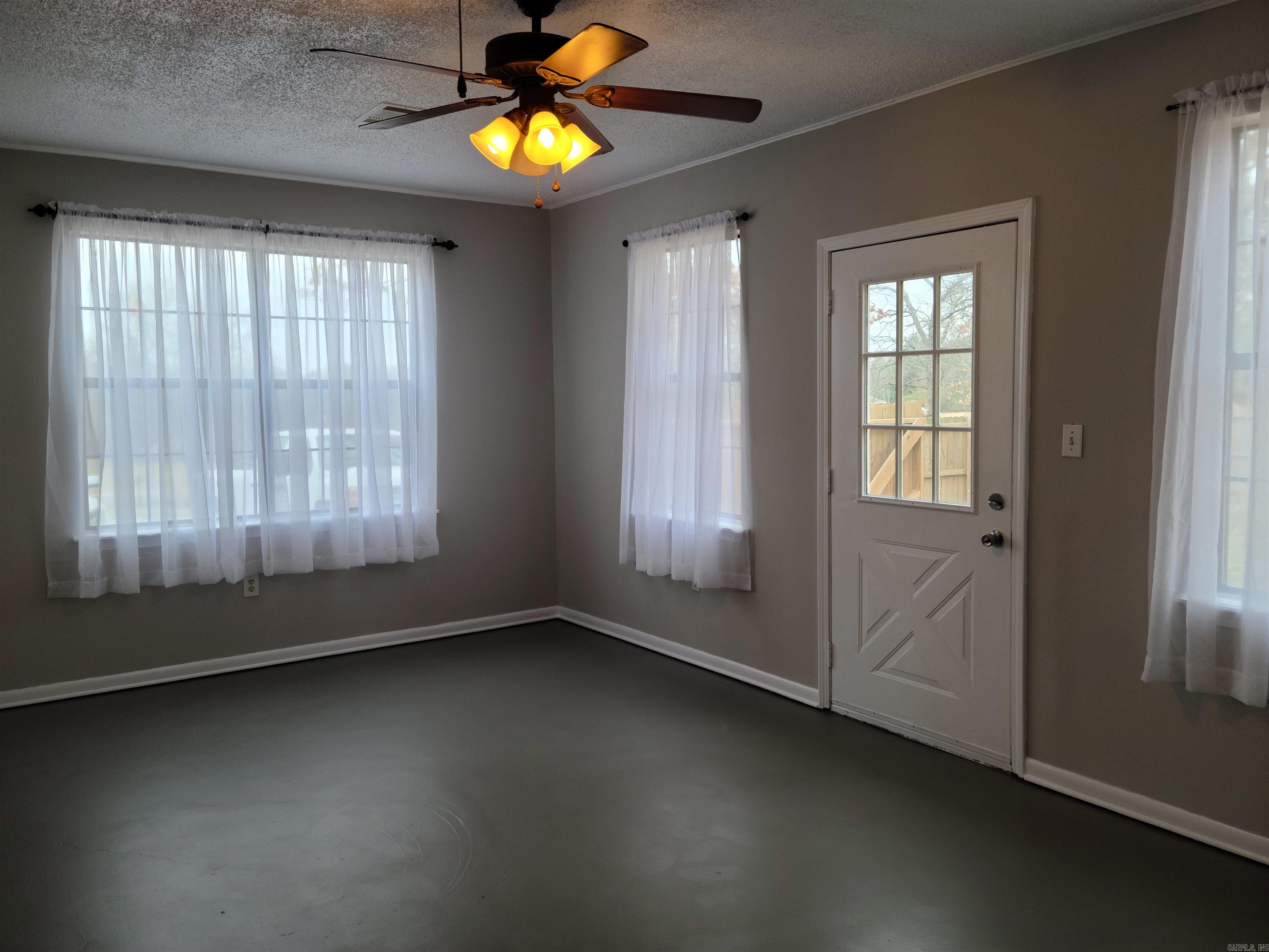 EAGLES NEST - Residential