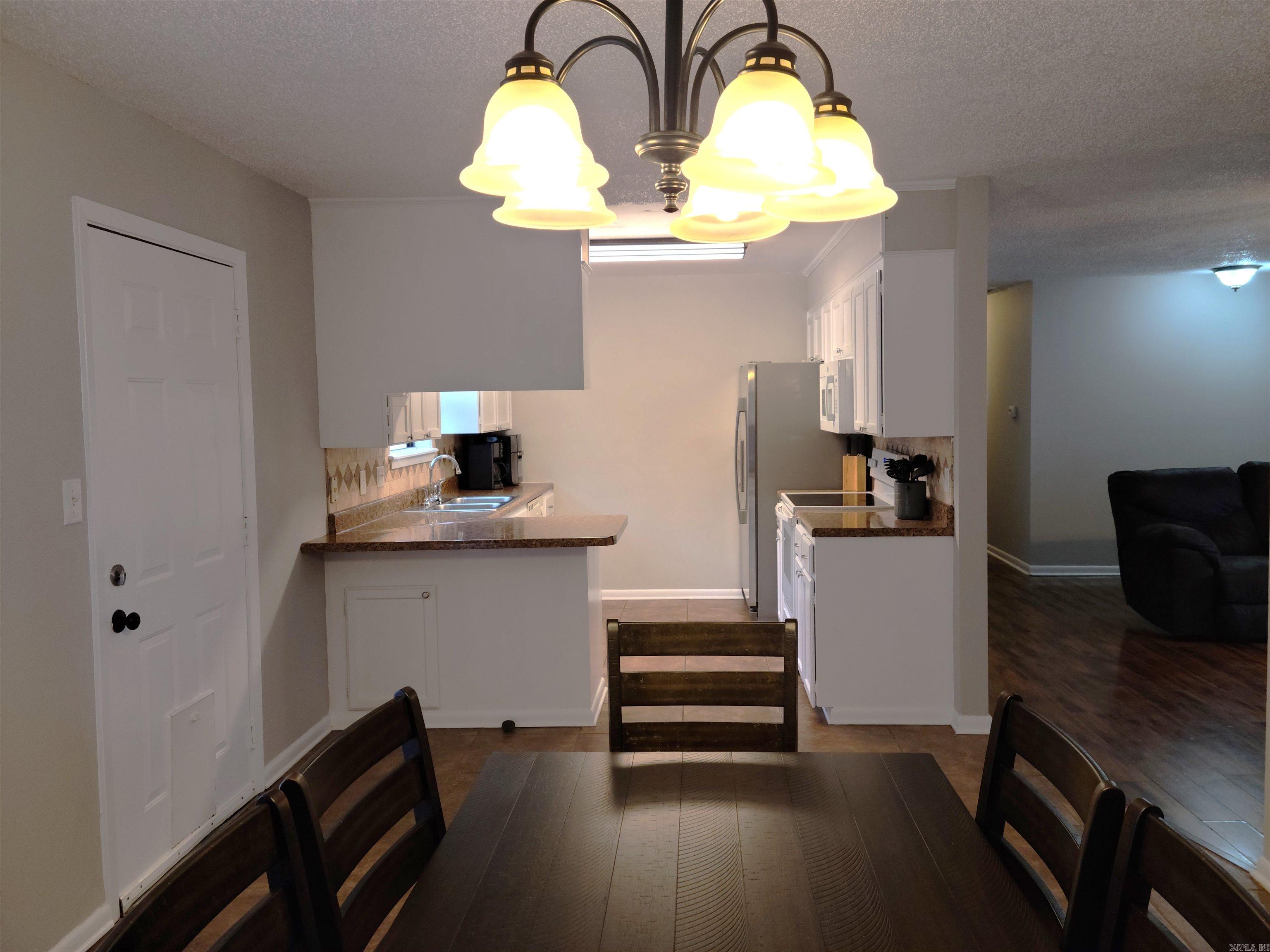 EAGLES NEST - Residential