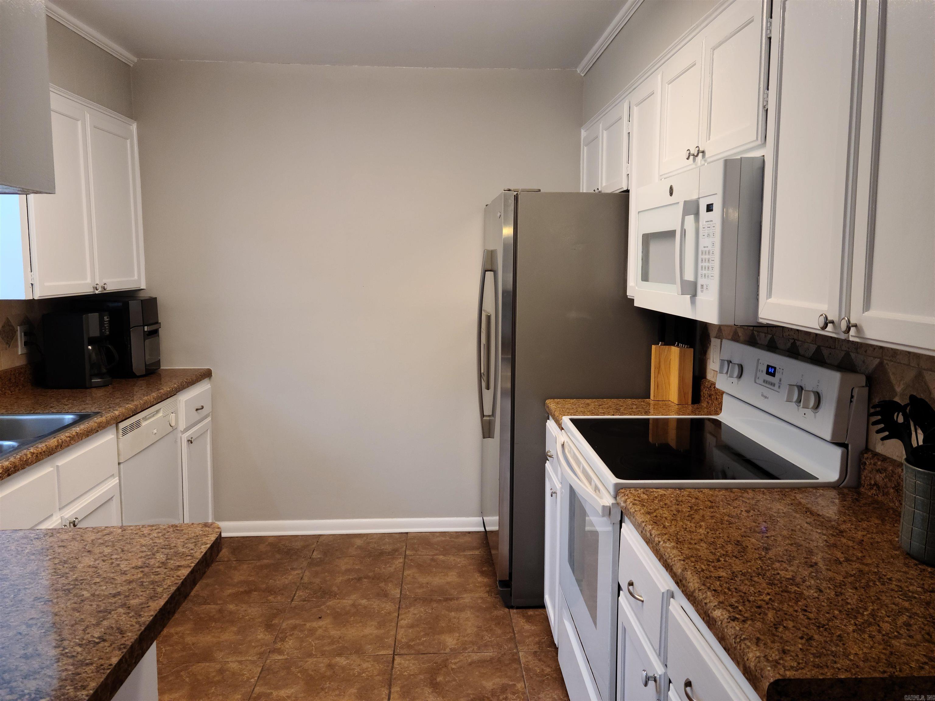 EAGLES NEST - Residential