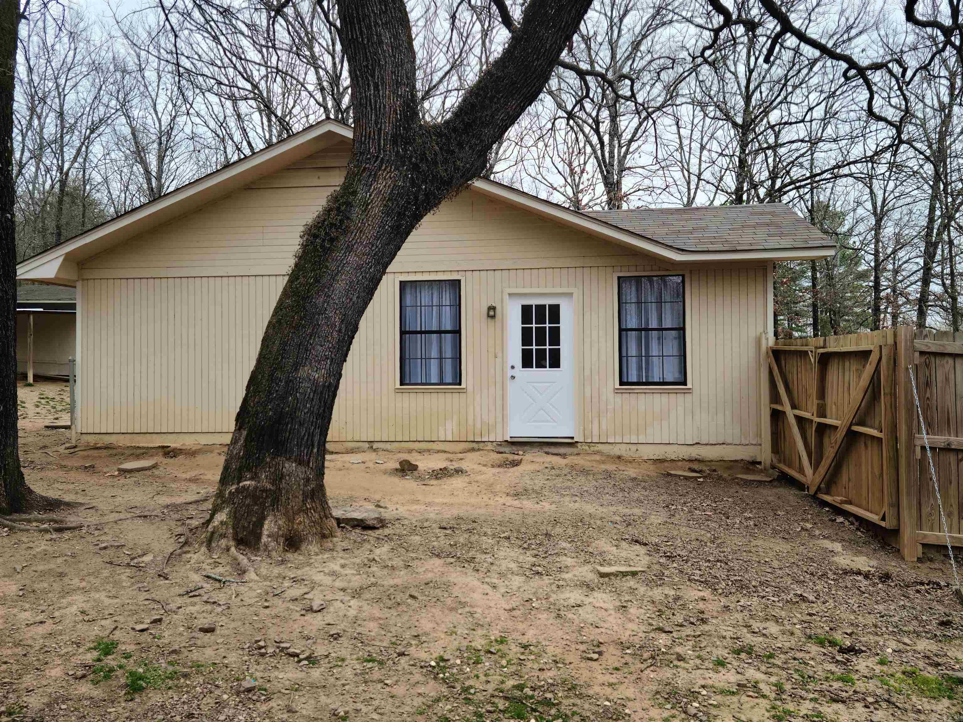 EAGLES NEST - Residential