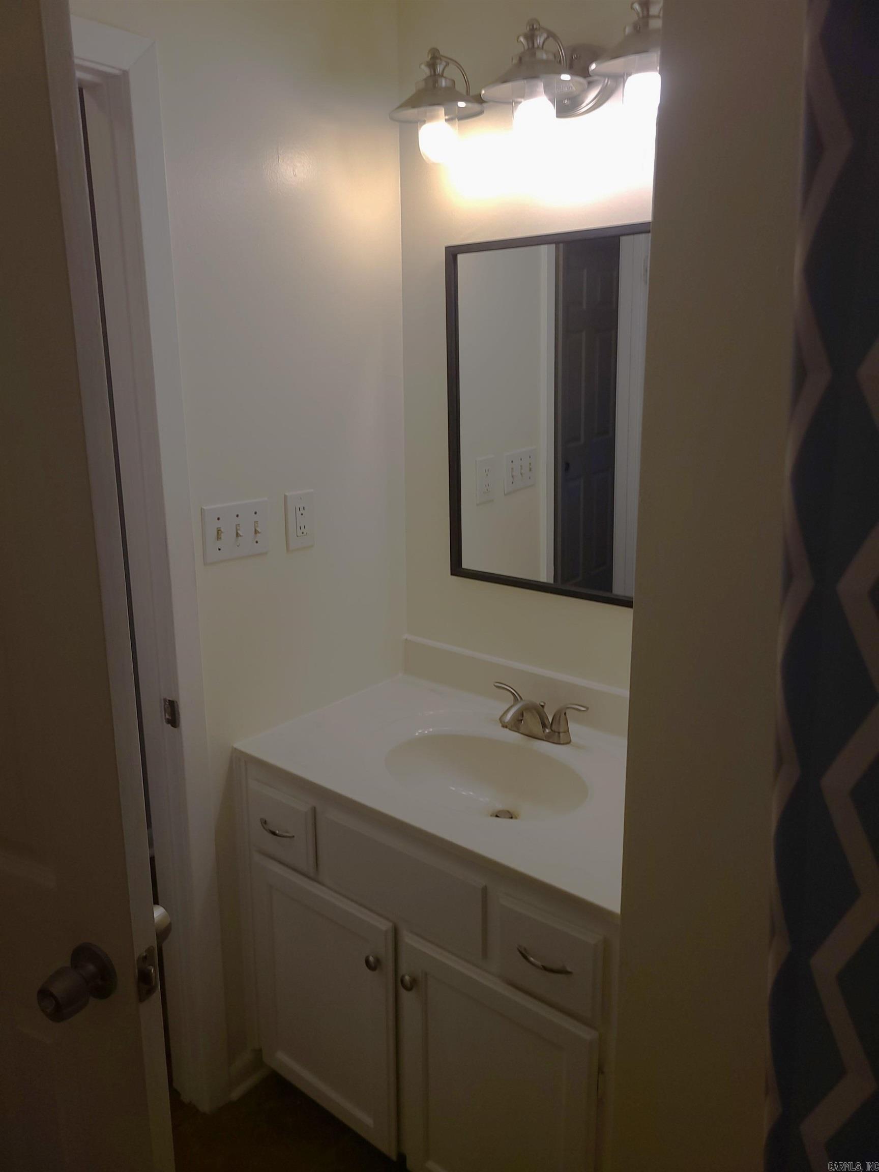 EAGLES NEST - Residential