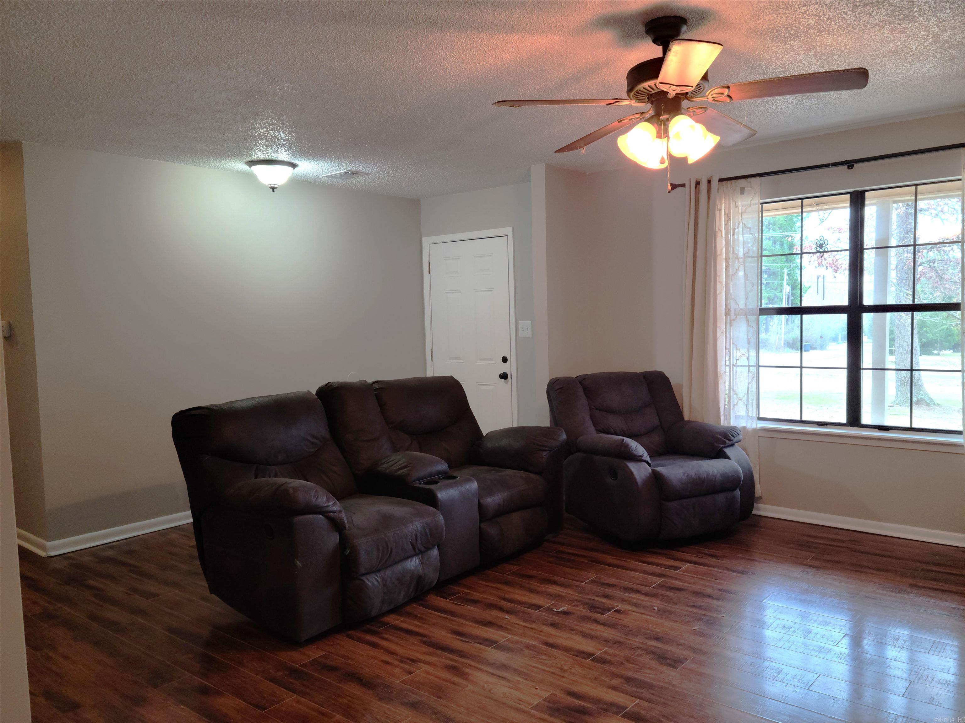 EAGLES NEST - Residential